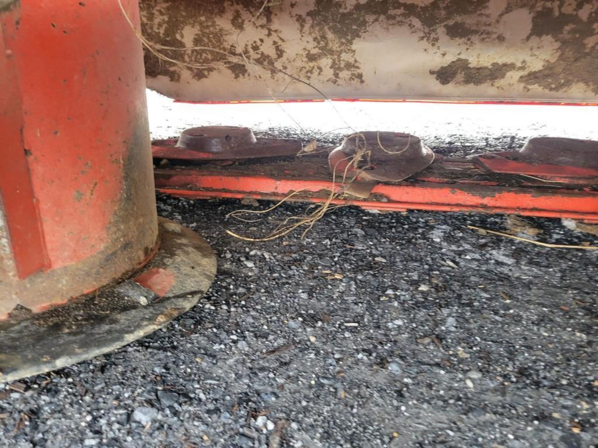 Kuhn GMD802F Disc Mower - Image 19 of 26