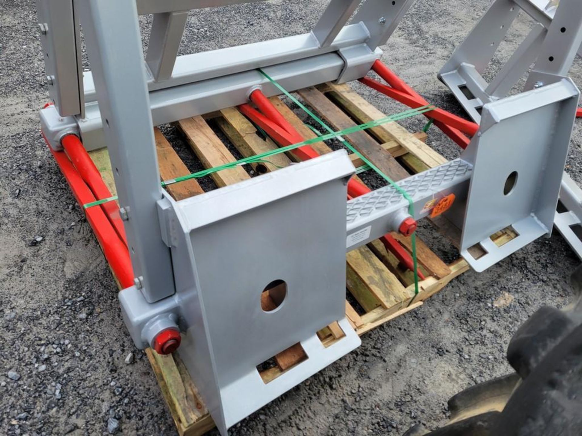 EZ Bale Handler 352R Bale Spear 'NEW' - Image 4 of 9