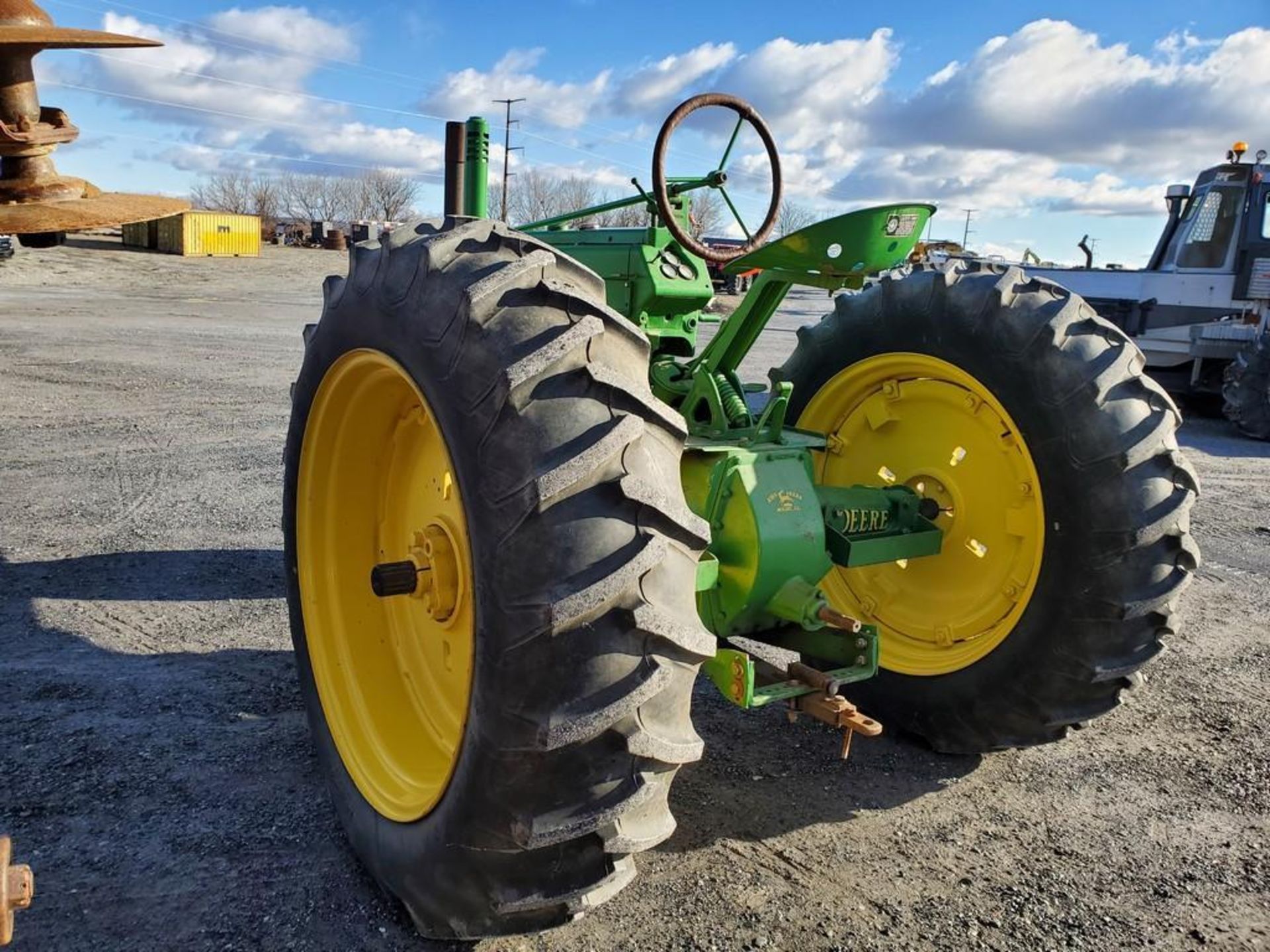 John Deere A Antique Tractor 'Runs & Operates' - Image 5 of 25