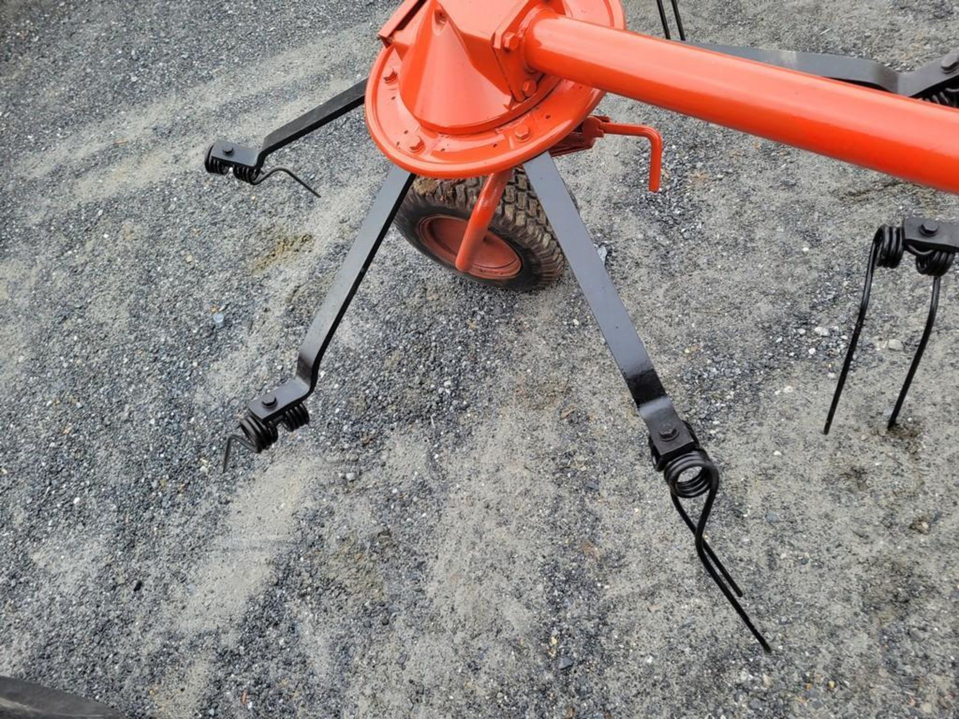 Kuhn Tedder - Image 5 of 18