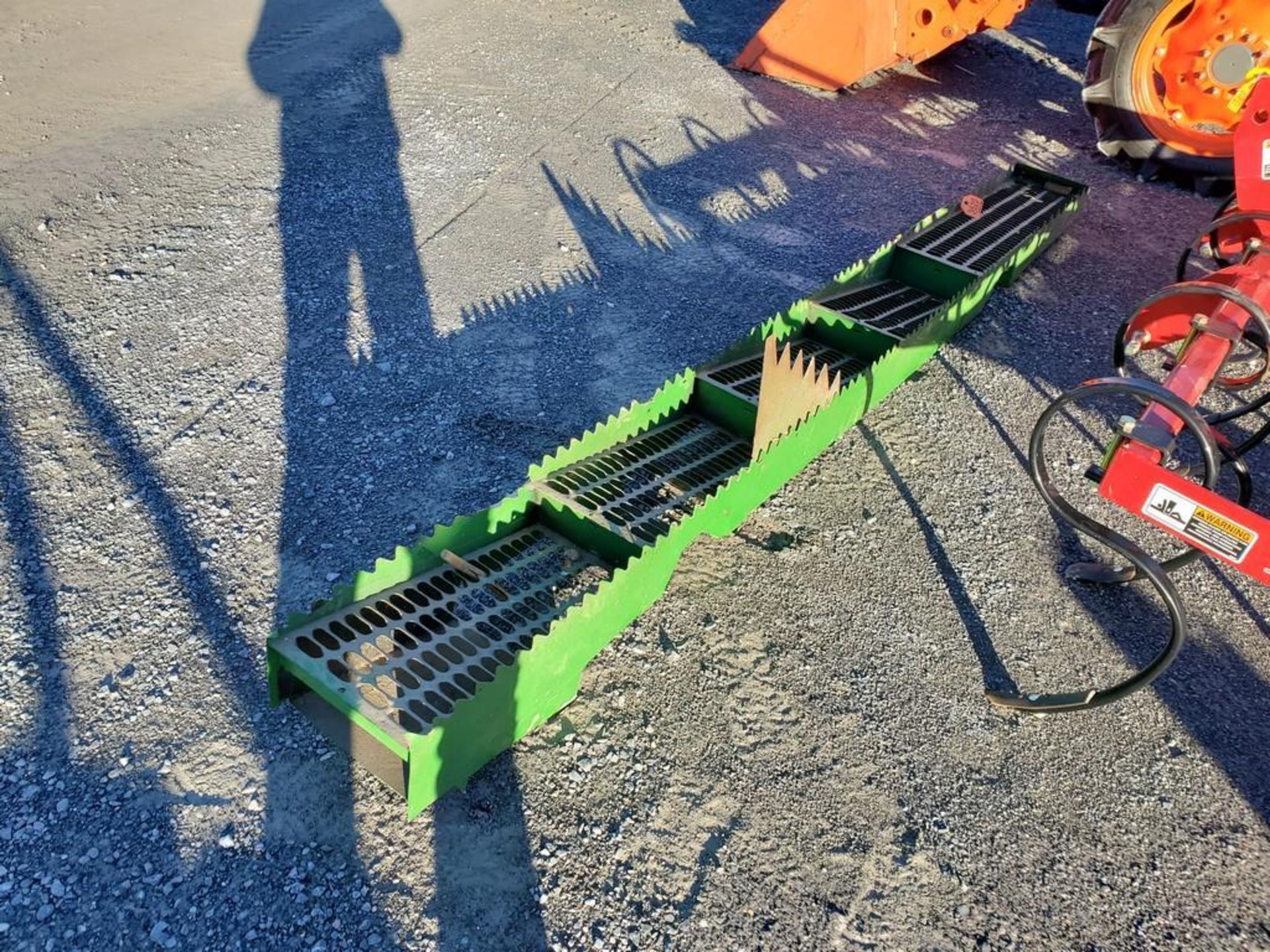 John Deere Straw Walker - Image 6 of 8