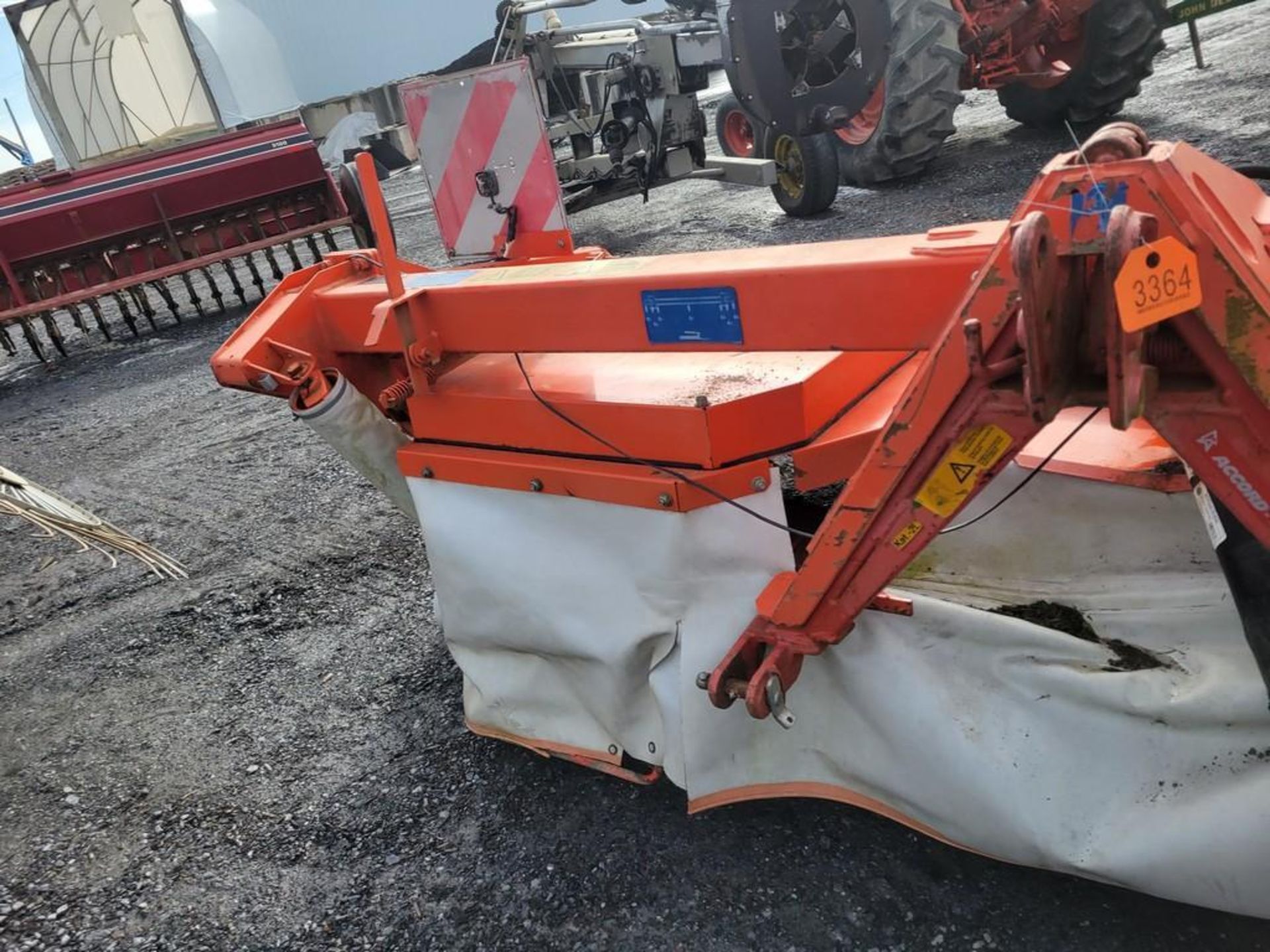 Kuhn GMD802F Disc Mower - Image 16 of 26