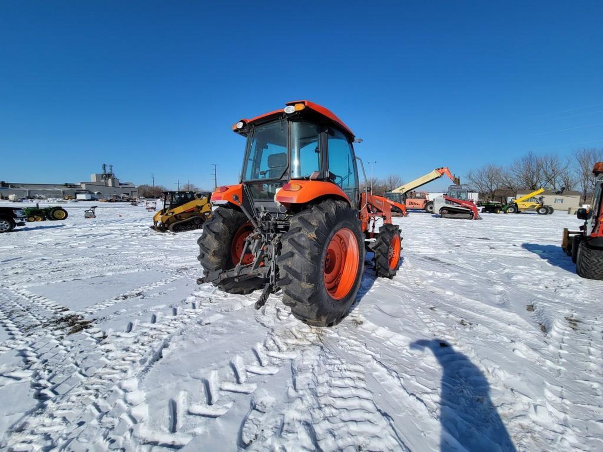 Kubota M7060 Cab Loader Tractor 'Ride & Drive' - Image 9 of 37