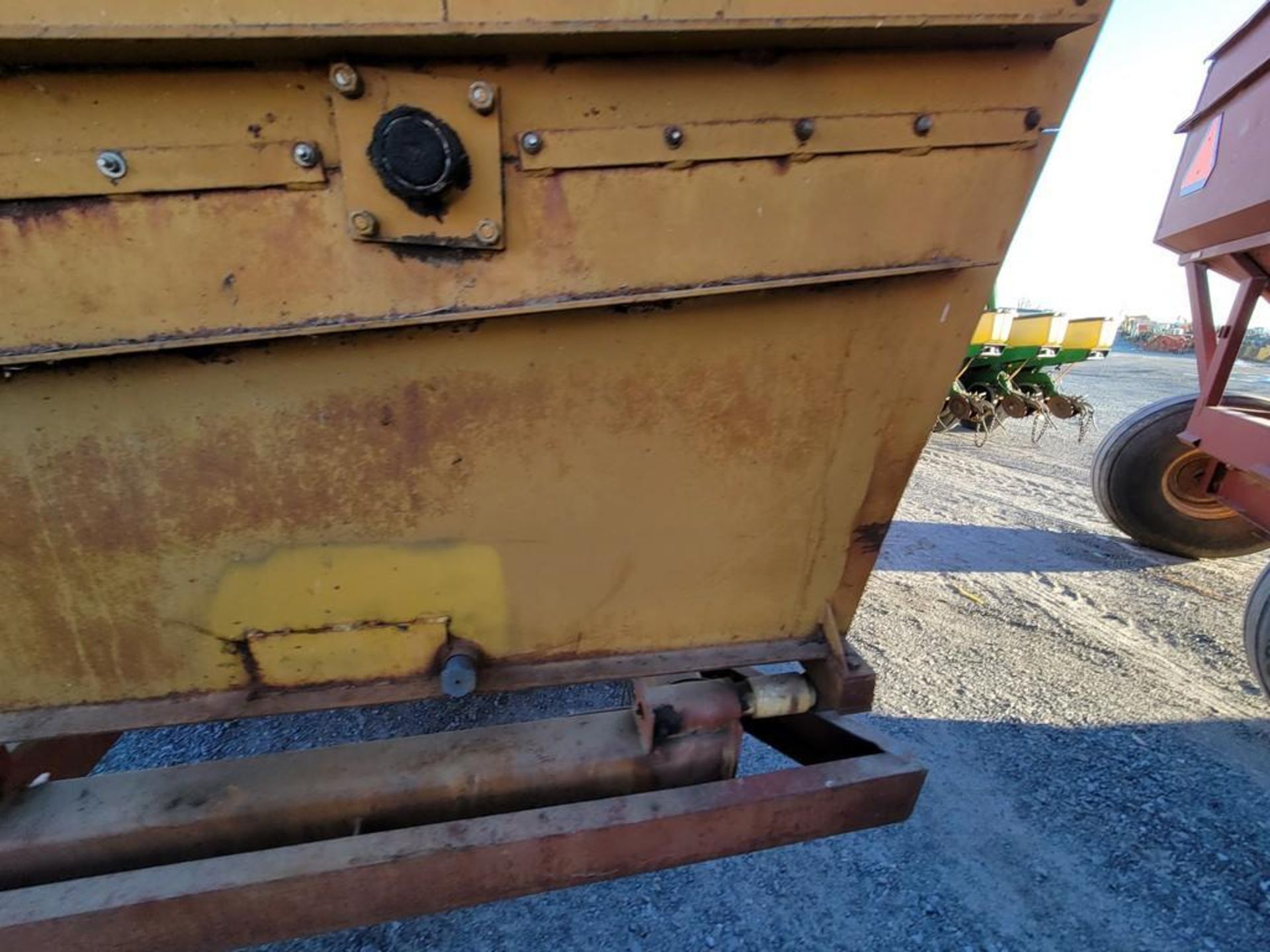 Knight 3020 Mixer Wagon - Image 16 of 33