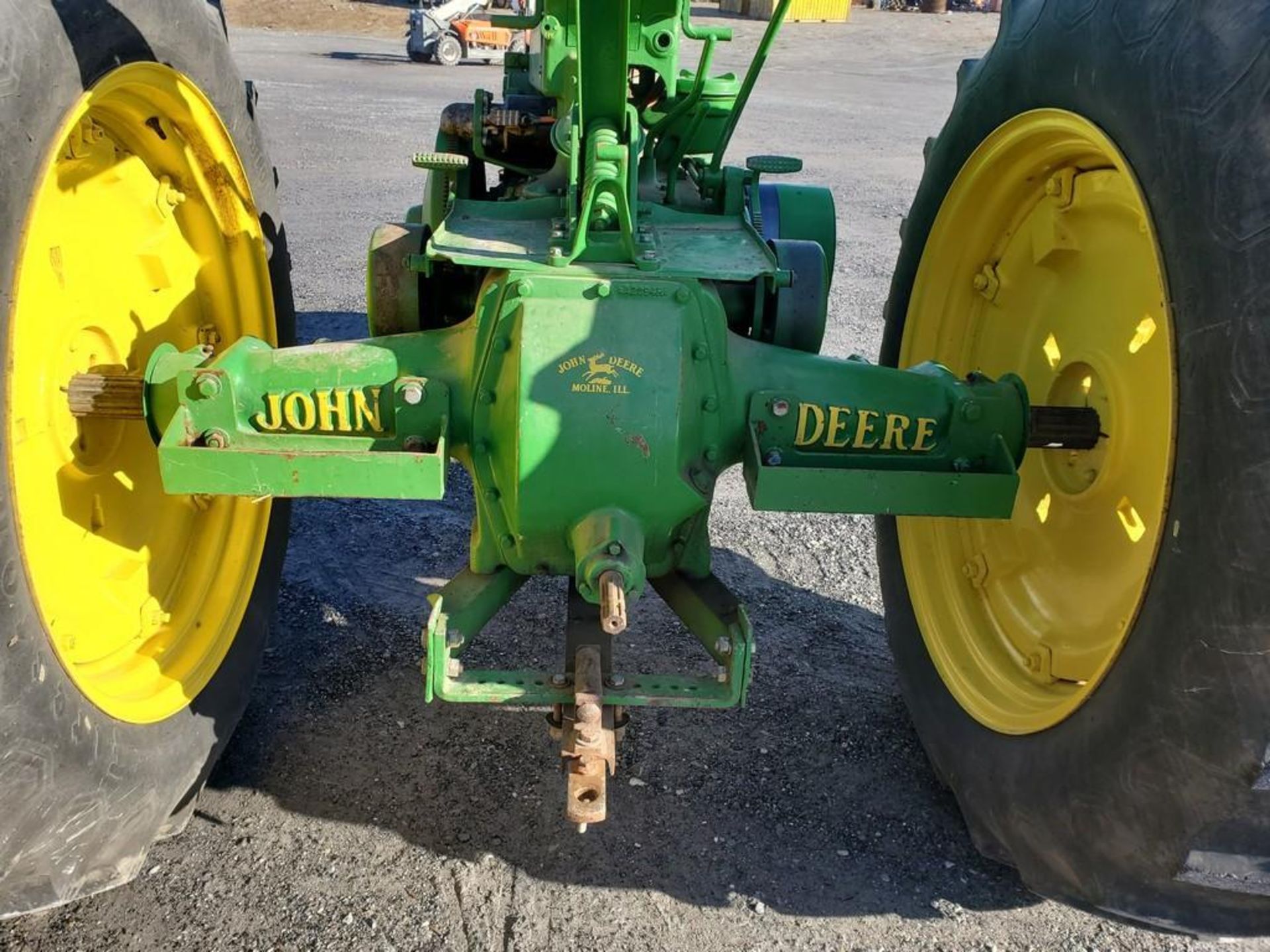John Deere A Antique Tractor 'Runs & Operates' - Image 13 of 25