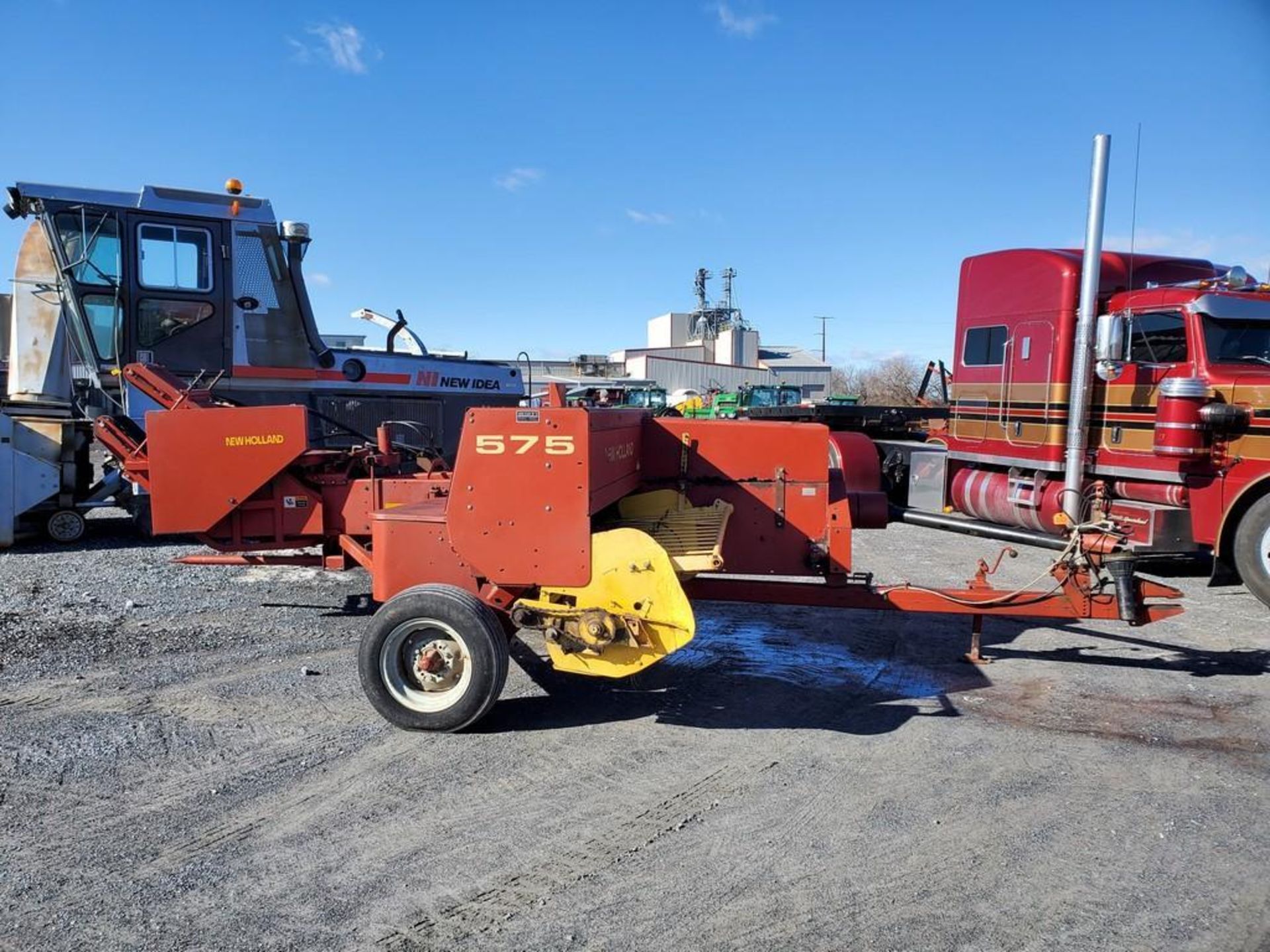 New Holland 575 Small Square Baler - Image 2 of 26