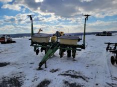 John Deere 7200 Corn Planter