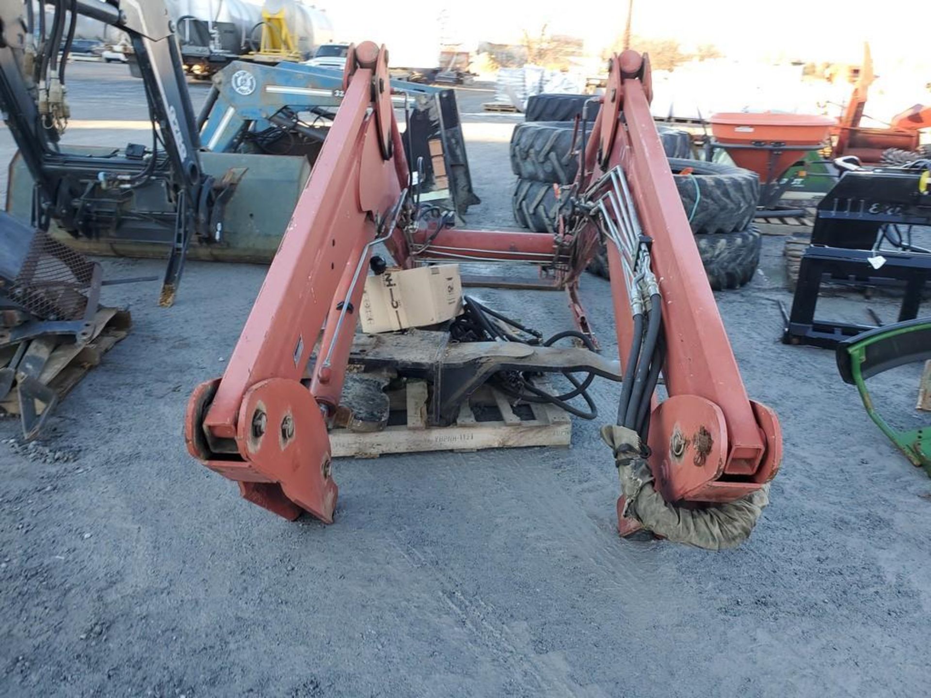 2002 Case IH LX172 Loader - Image 5 of 18