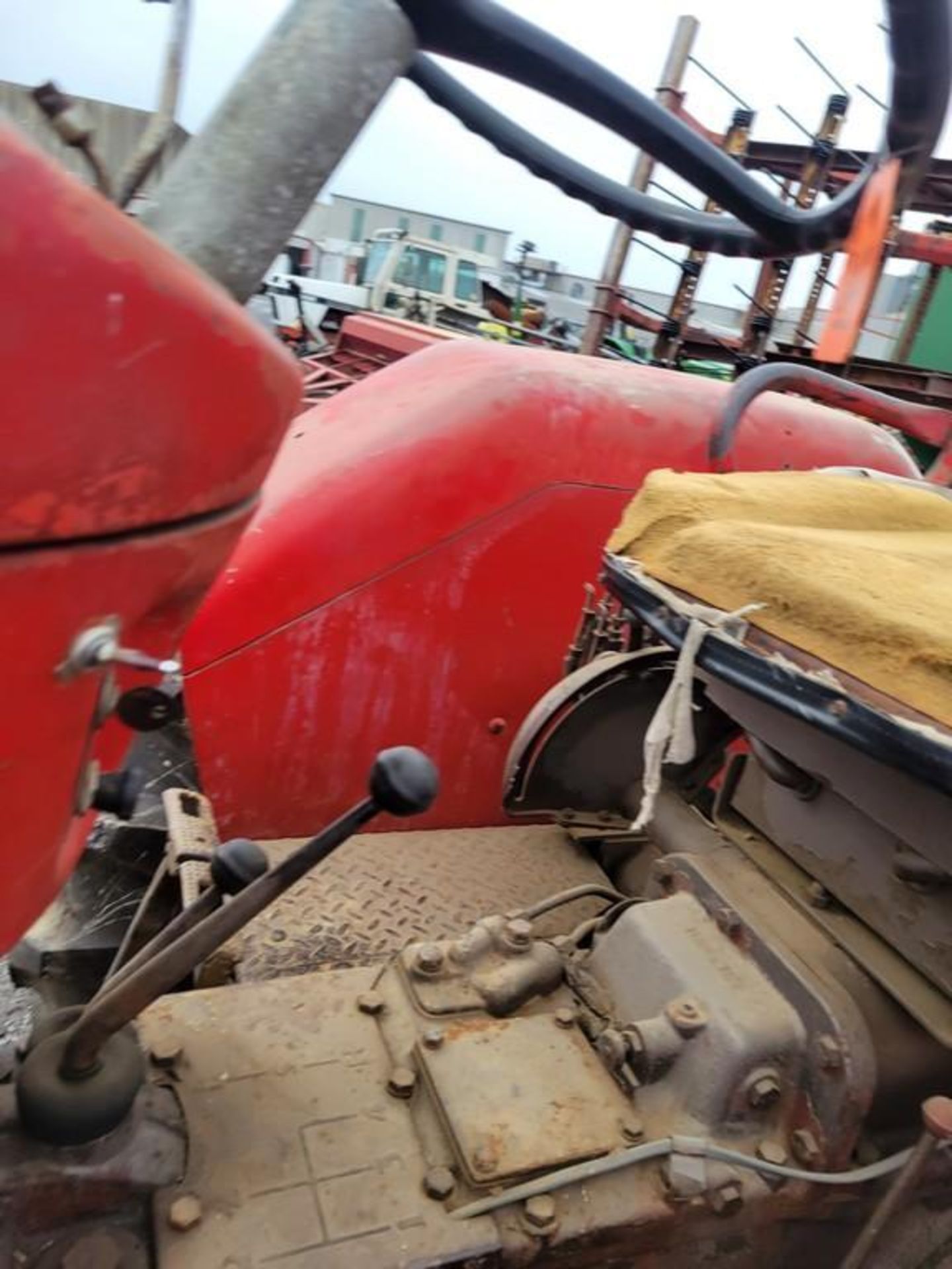 Massey Ferguson Super 90 Tractor 'Runs & Operates' - Image 22 of 28