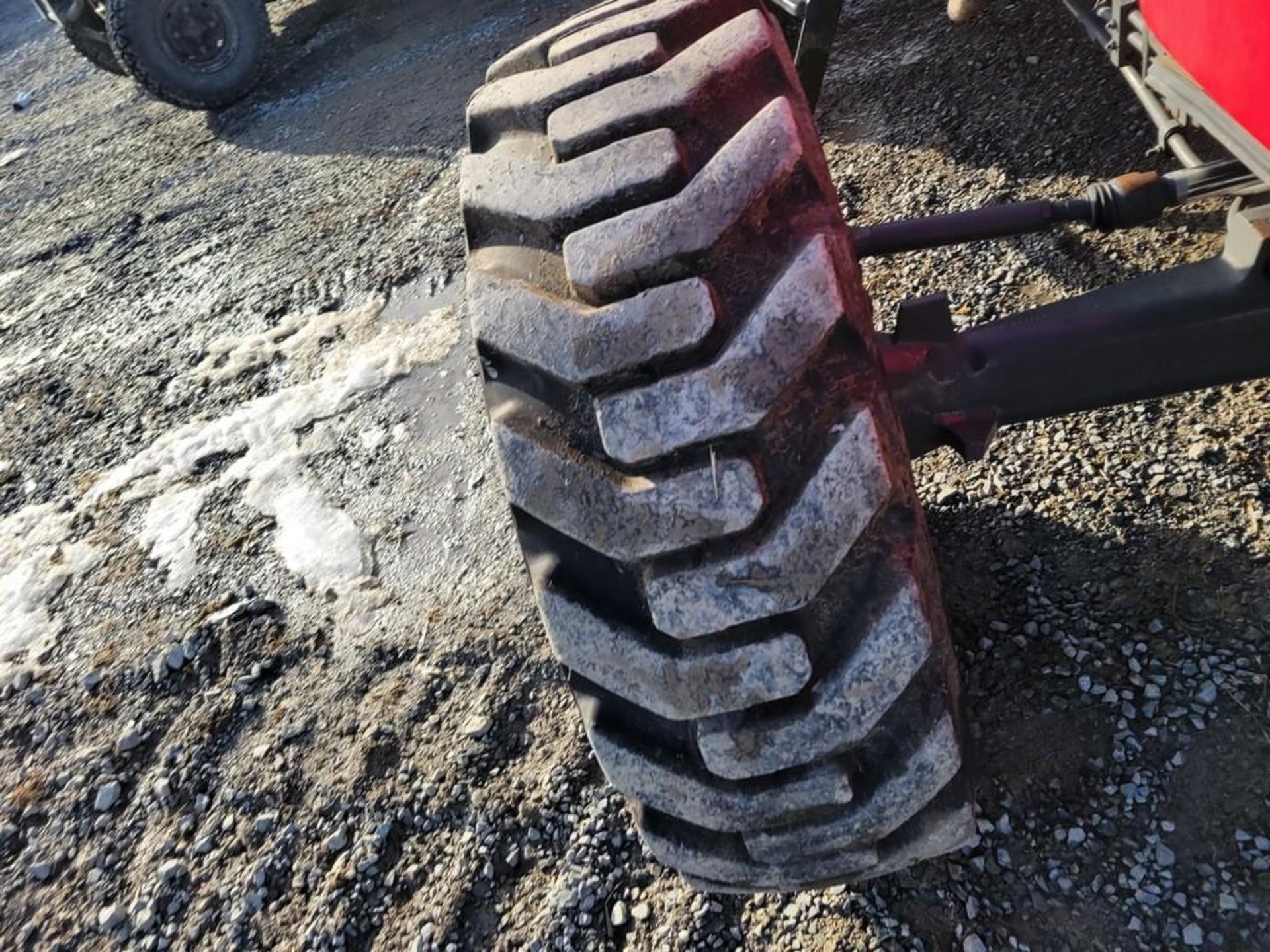 2021 Massey Ferguson 4707EP Tractor 'Ride & Drive' - Image 4 of 41