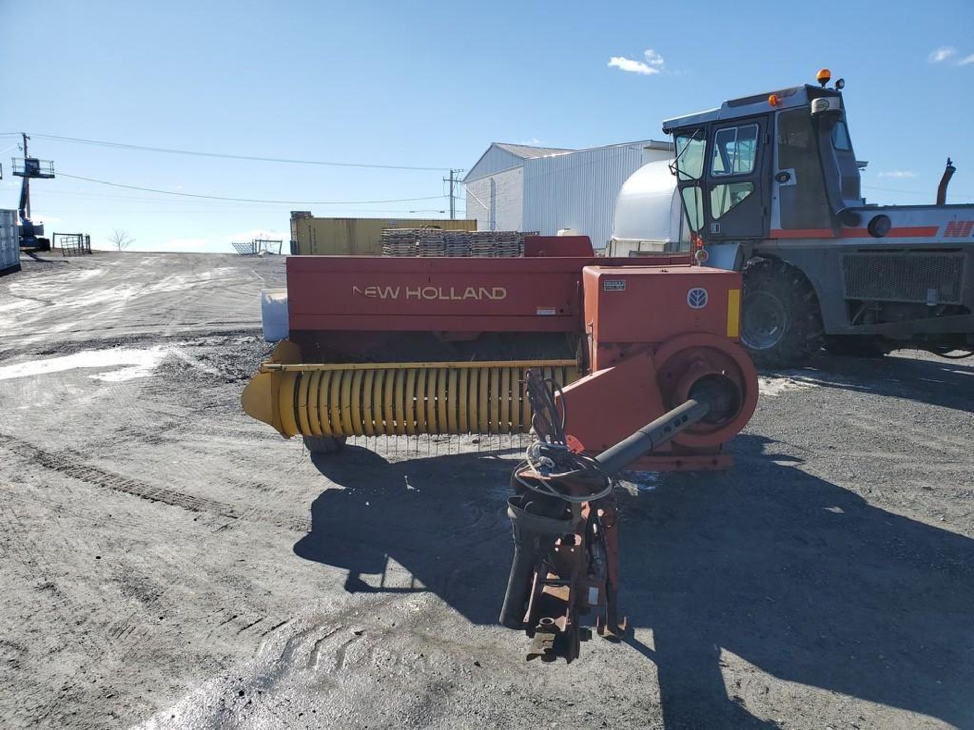 New Holland 575 Small Square Baler - Image 8 of 26