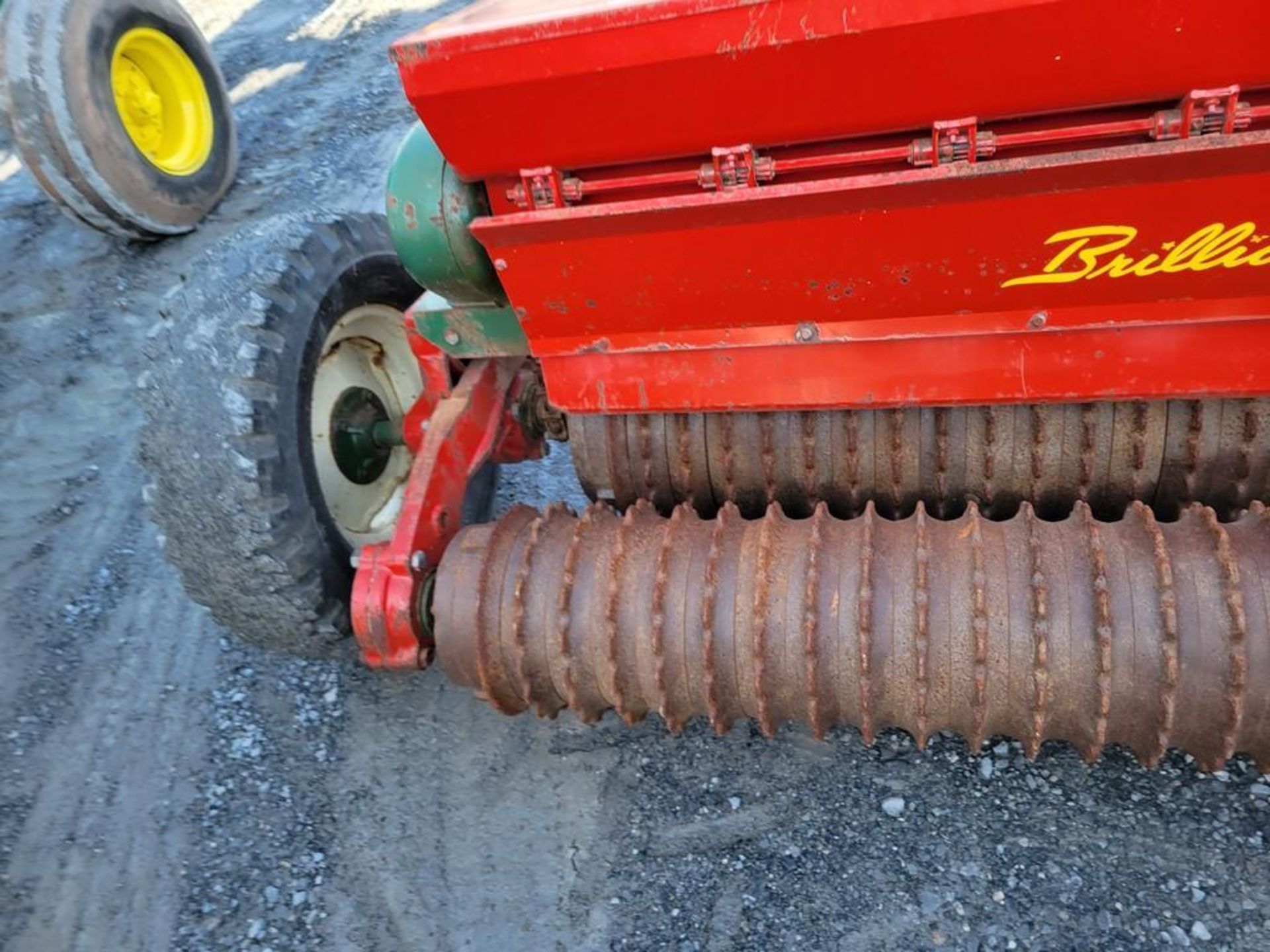 Brillion SST1201 Packer Seeder - Image 11 of 22