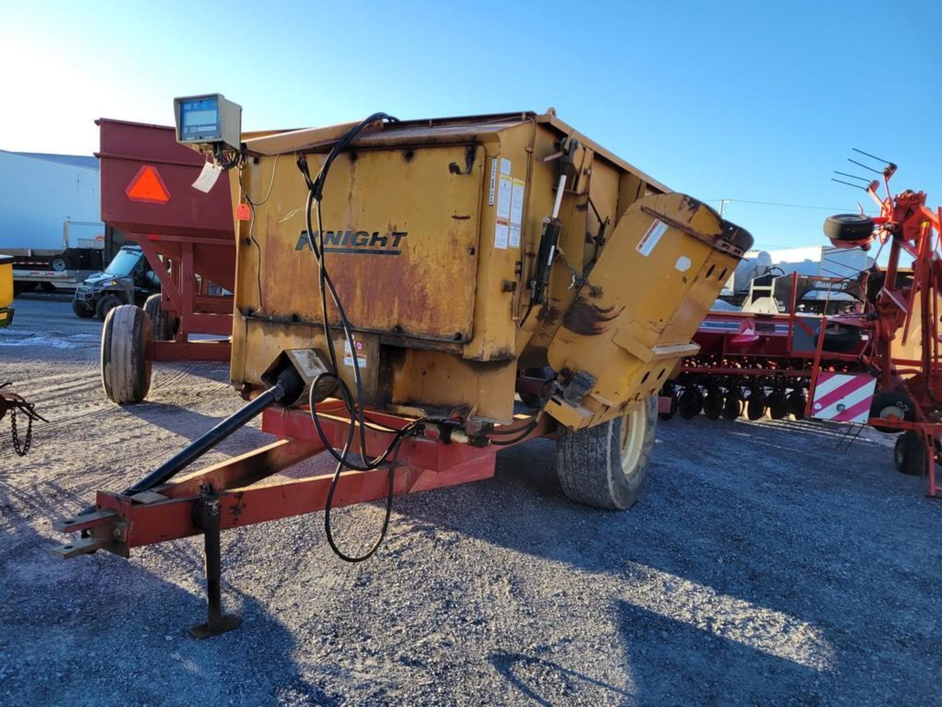 Knight 3020 Mixer Wagon - Image 2 of 33