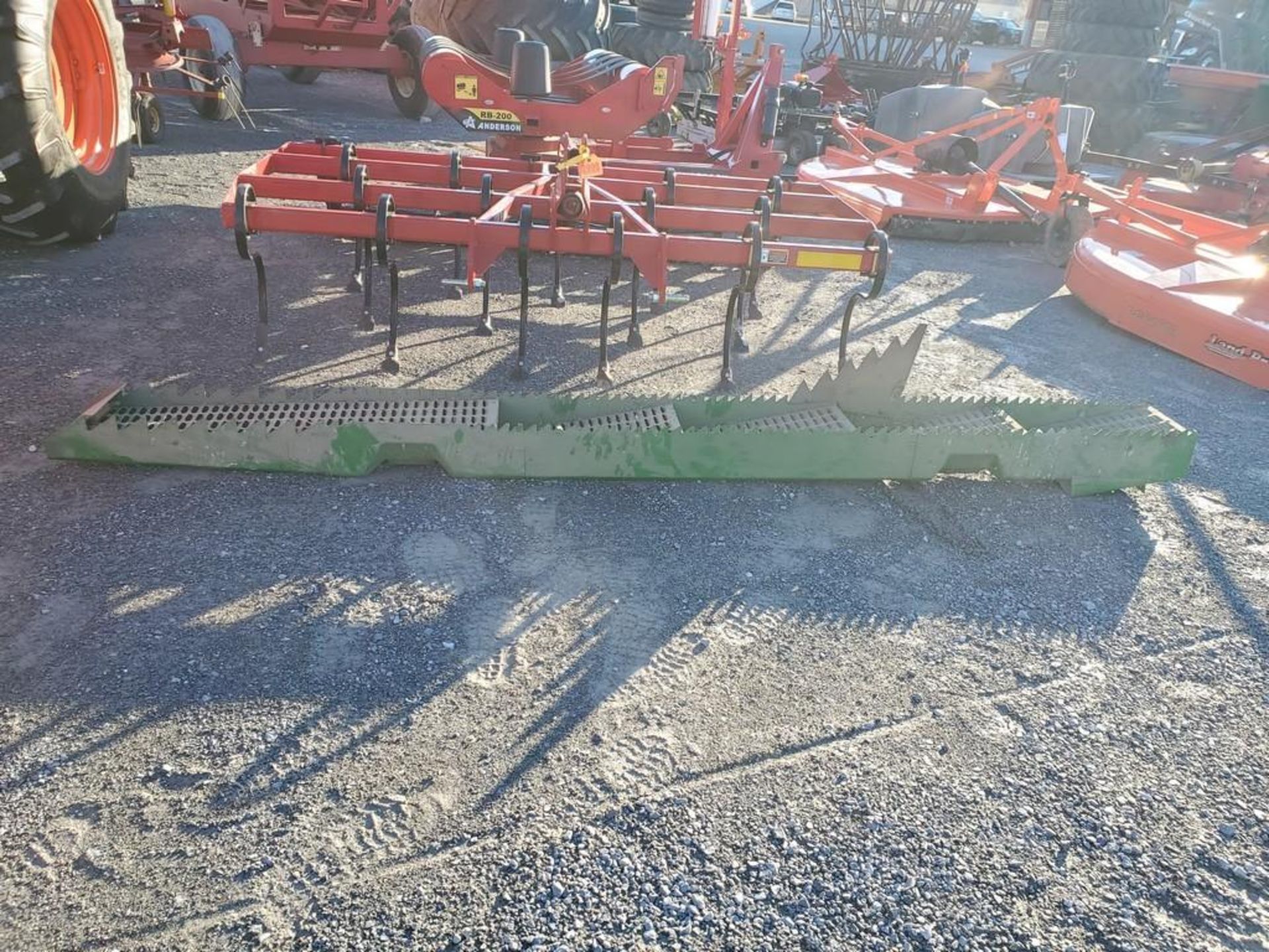 John Deere Straw Walker - Image 2 of 8
