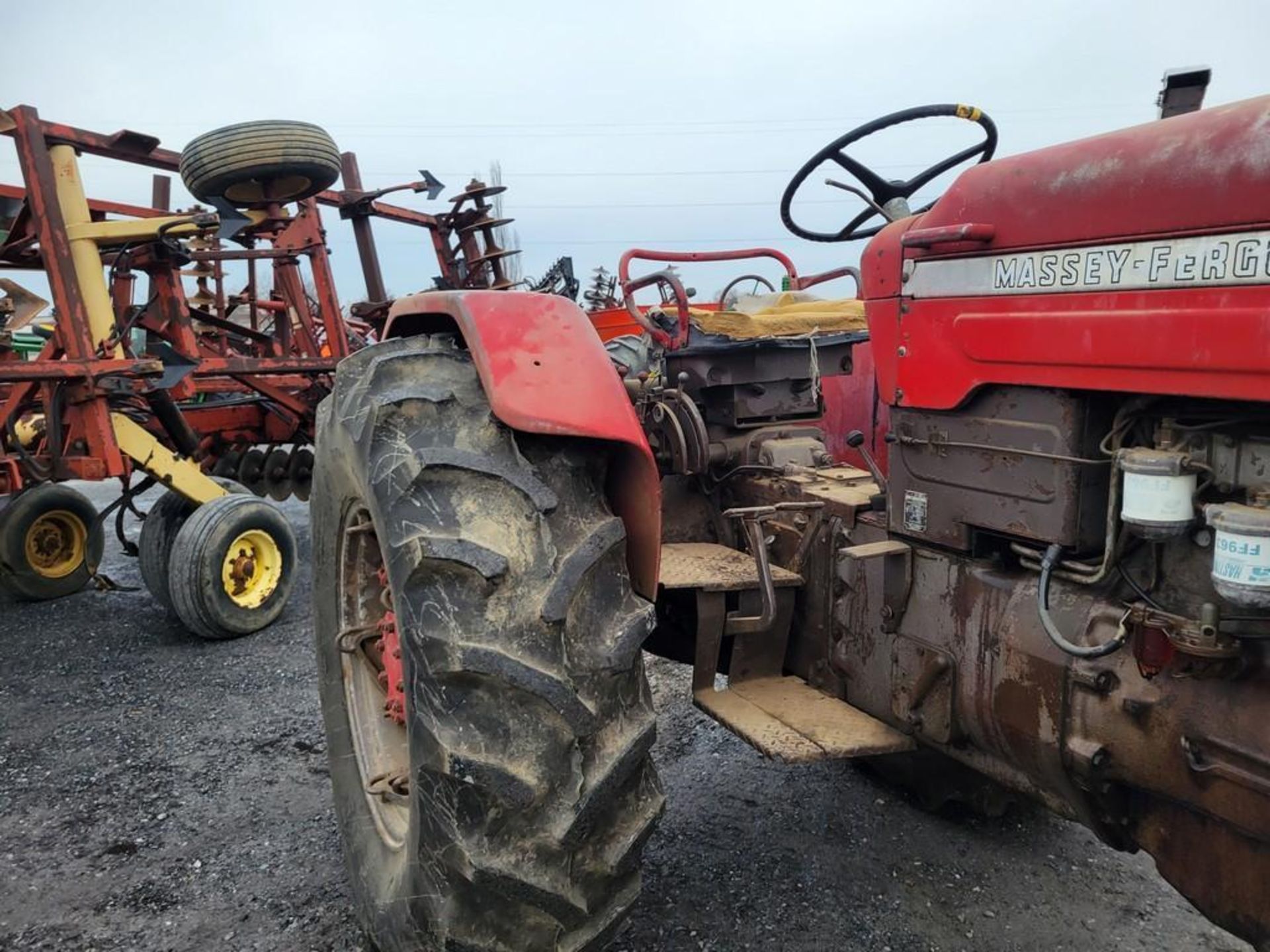 Massey Ferguson Super 90 Tractor 'Runs & Operates' - Image 4 of 28