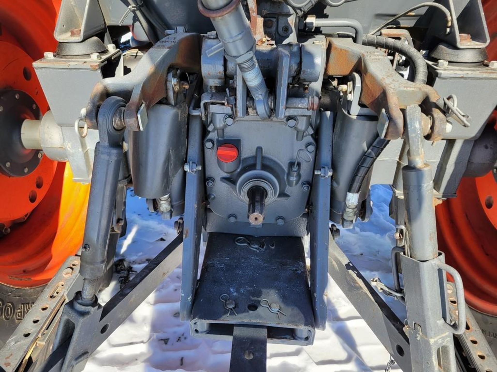 Kubota M7060 Cab Loader Tractor 'Ride & Drive' - Image 10 of 37