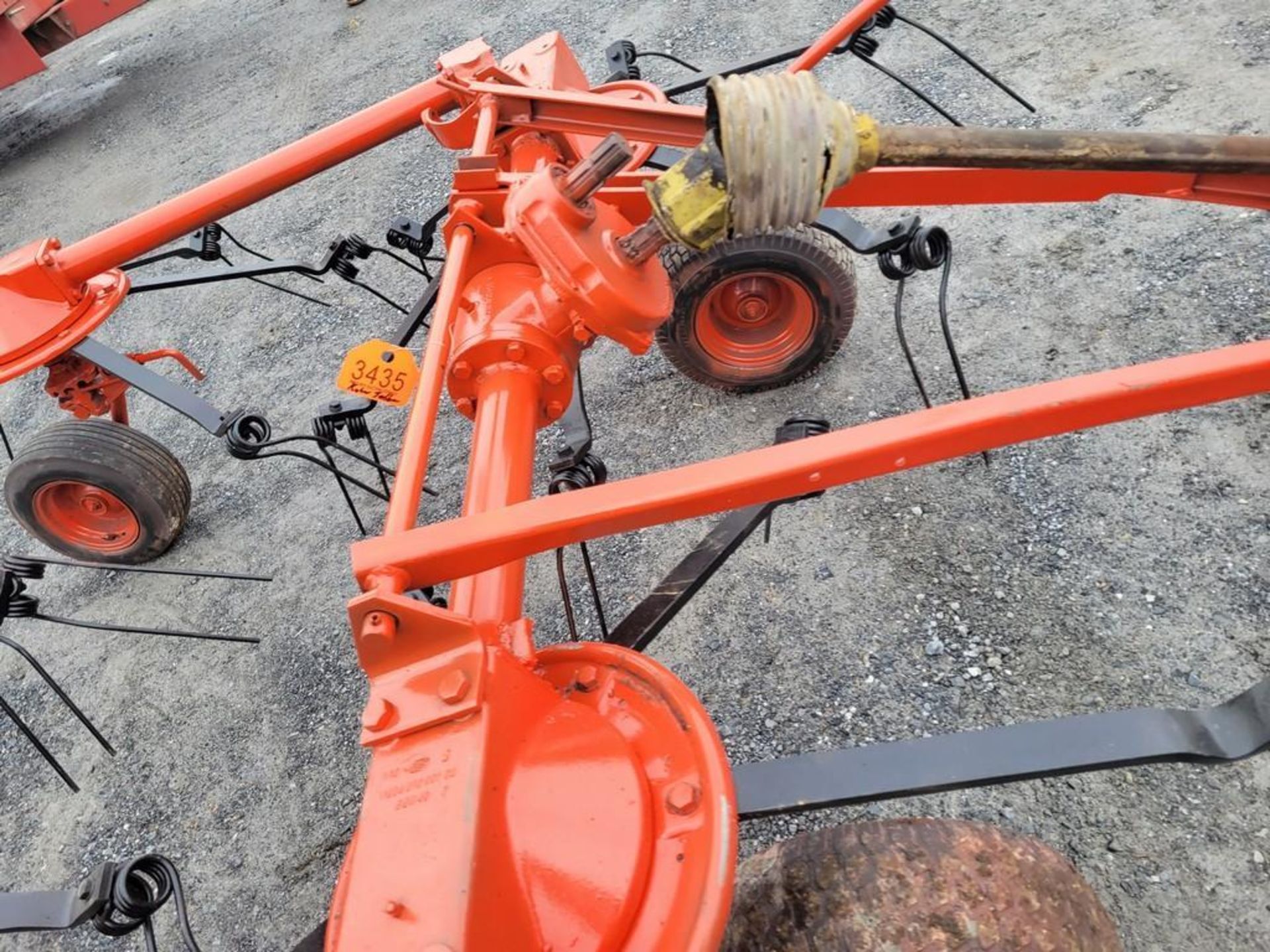 Kuhn Tedder - Image 4 of 18