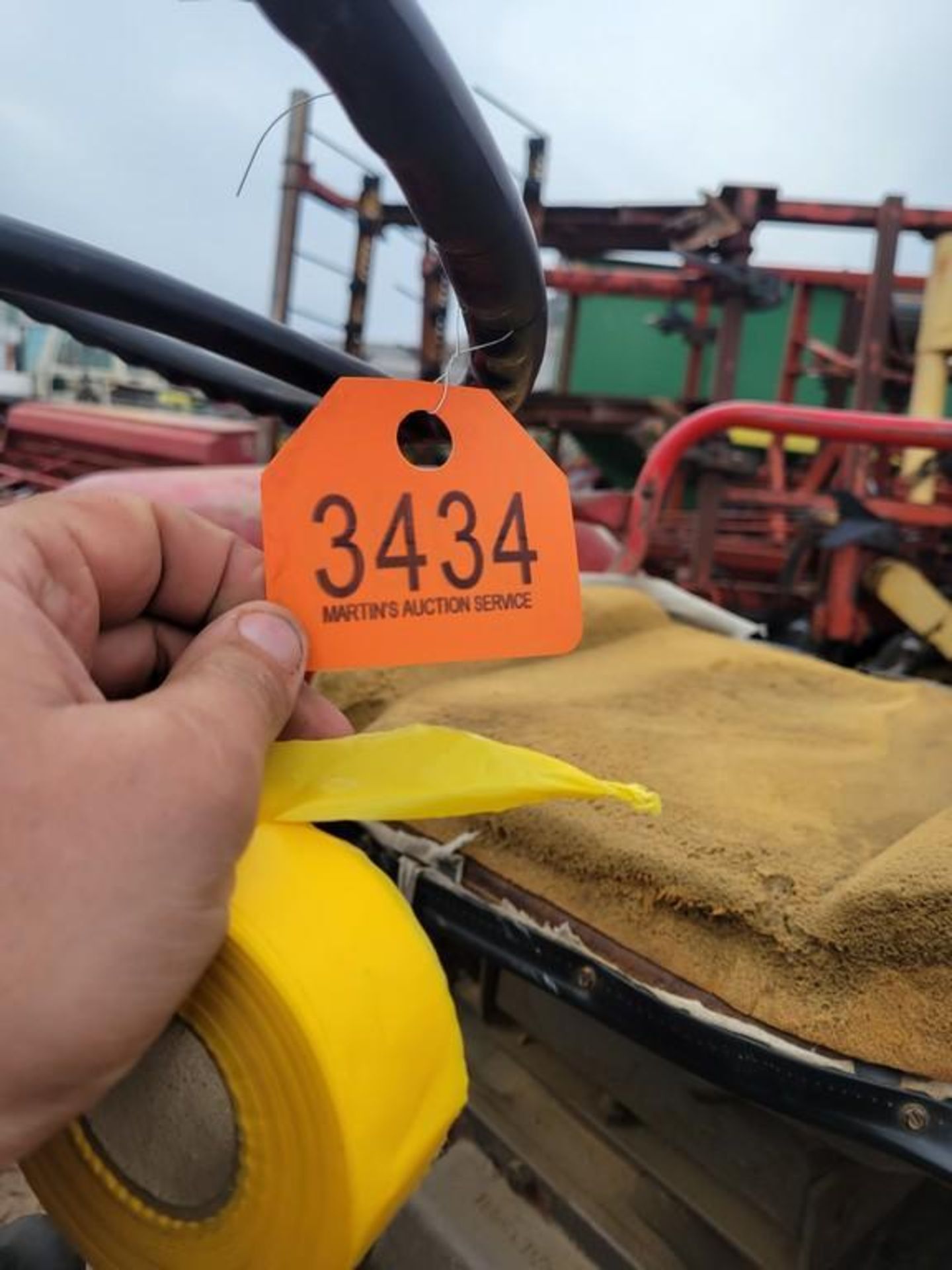 Massey Ferguson Super 90 Tractor 'Runs & Operates' - Image 28 of 28