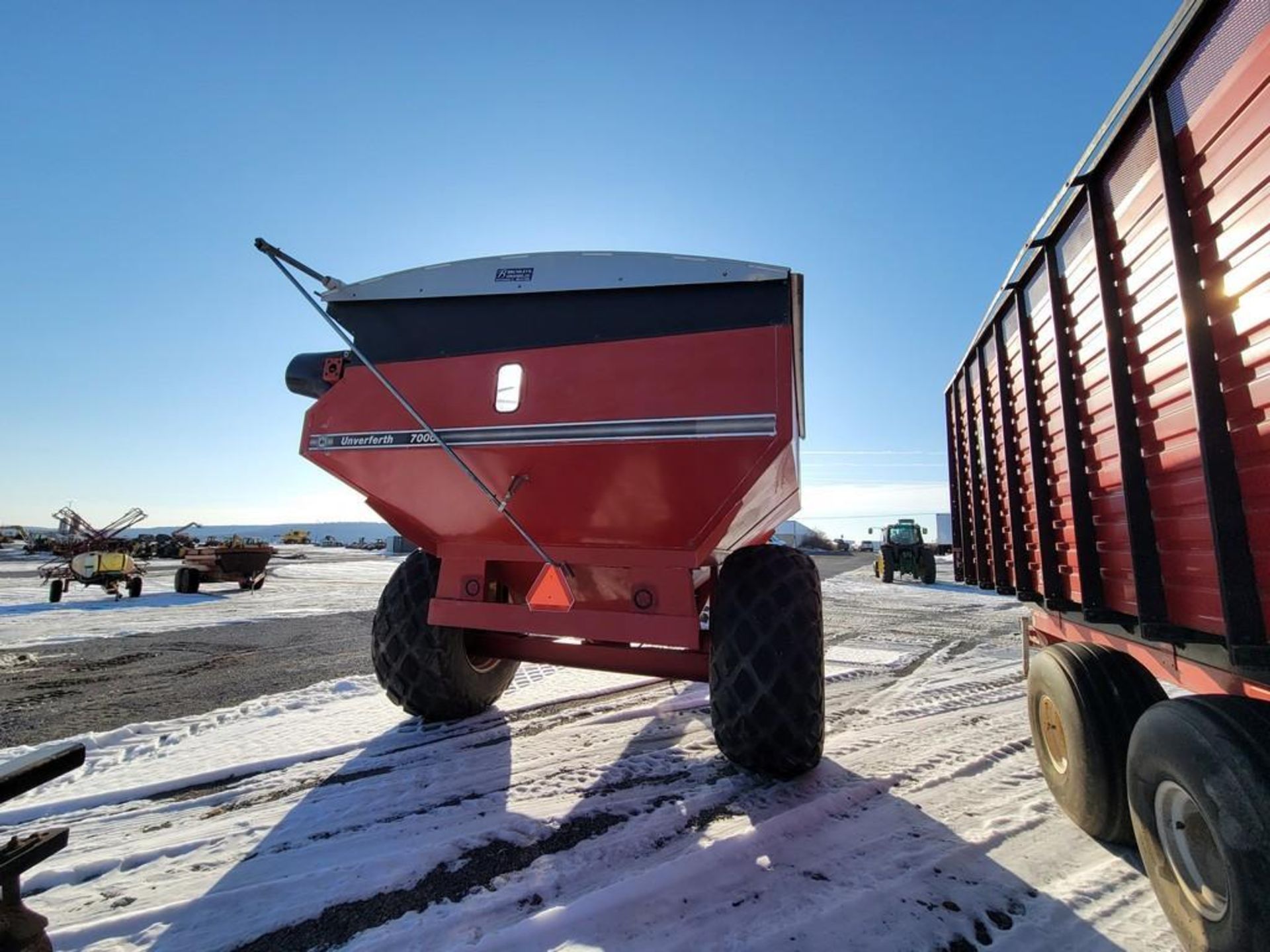 Unverferth 7000 Grain Cart 'Works Good' - Image 8 of 29