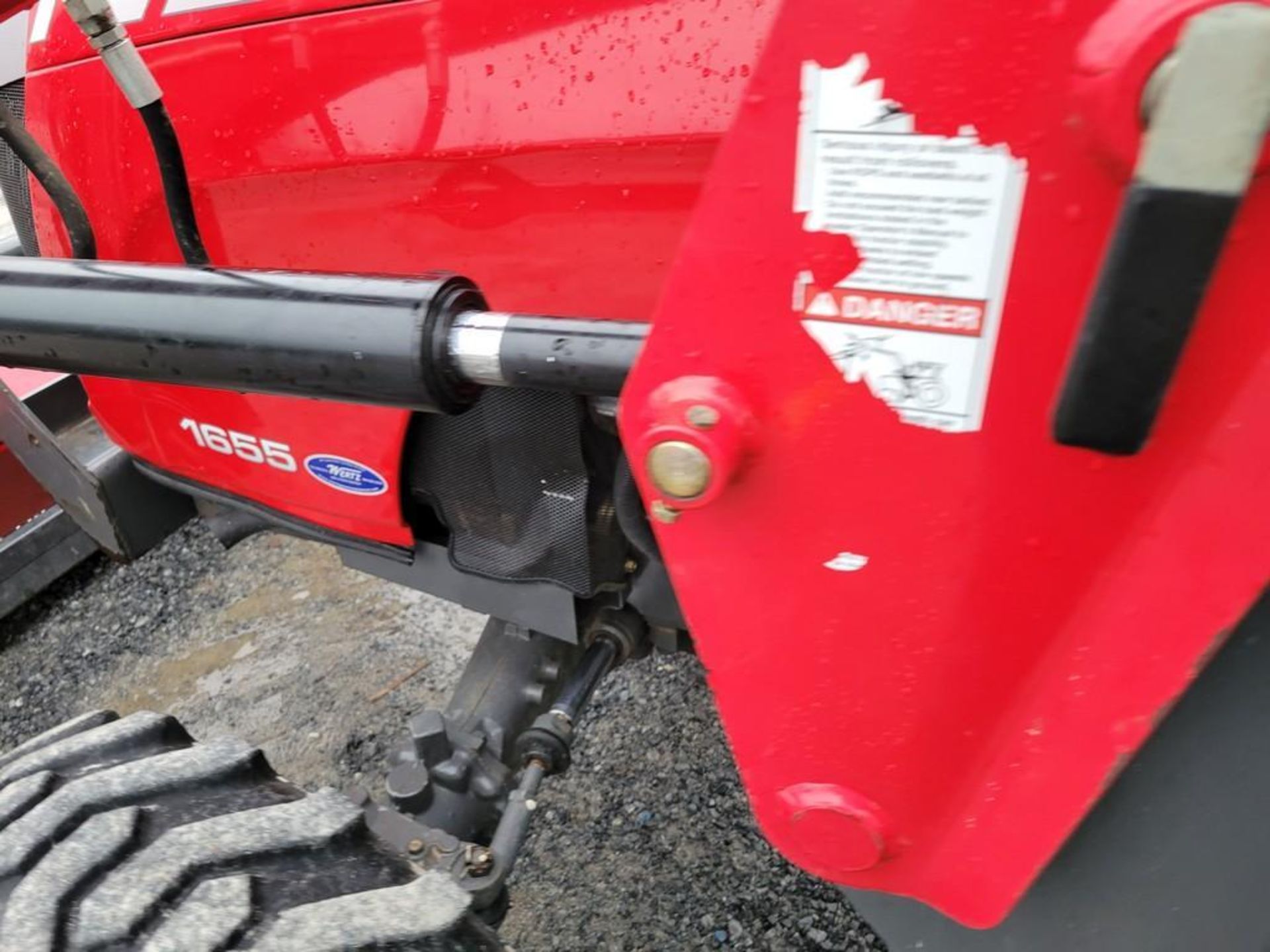 Massey Ferguson 1655 Cab Compact Loader Tractor 'Ride & Drive' - Image 24 of 42