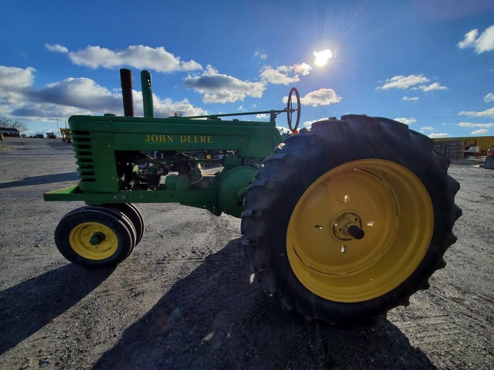 John Deere A Antique Tractor 'Runs & Operates' - Image 7 of 25