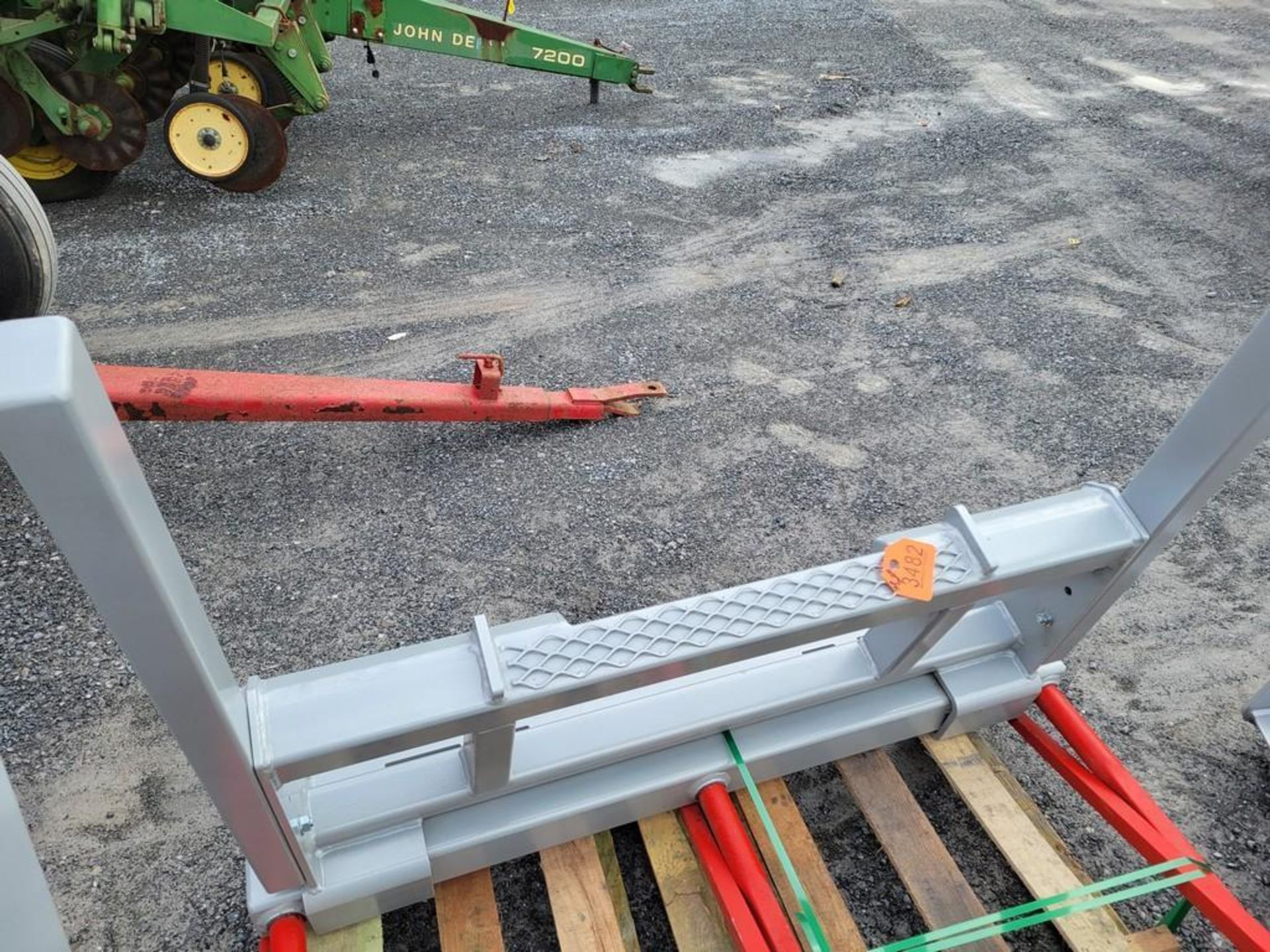 EZ Bale Handler 352S Bale Spear 'NEW' - Image 2 of 10