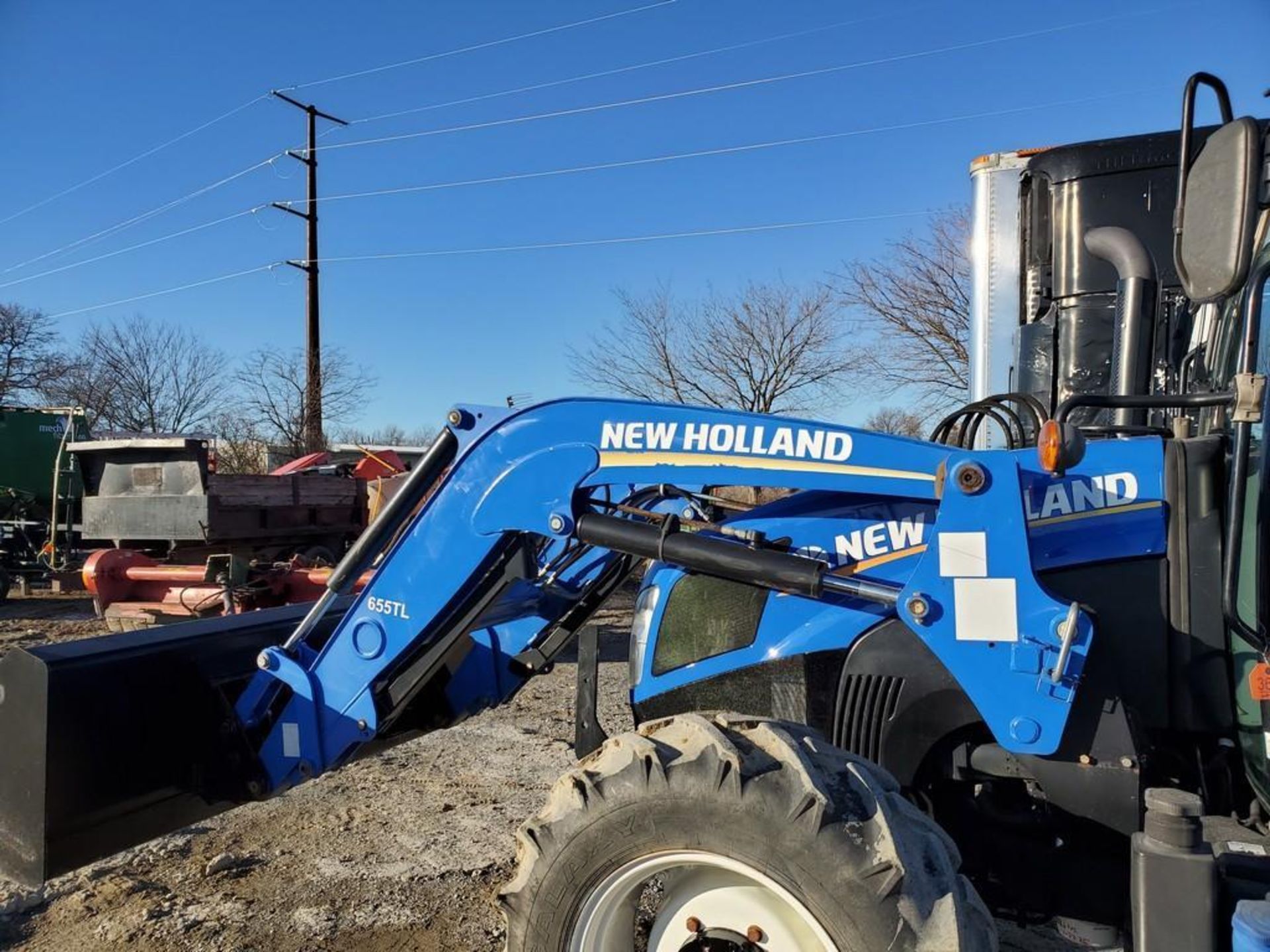 2015 New Holland T4.100 Cab Loader Tractor 'Ride & Drive' - Image 17 of 49