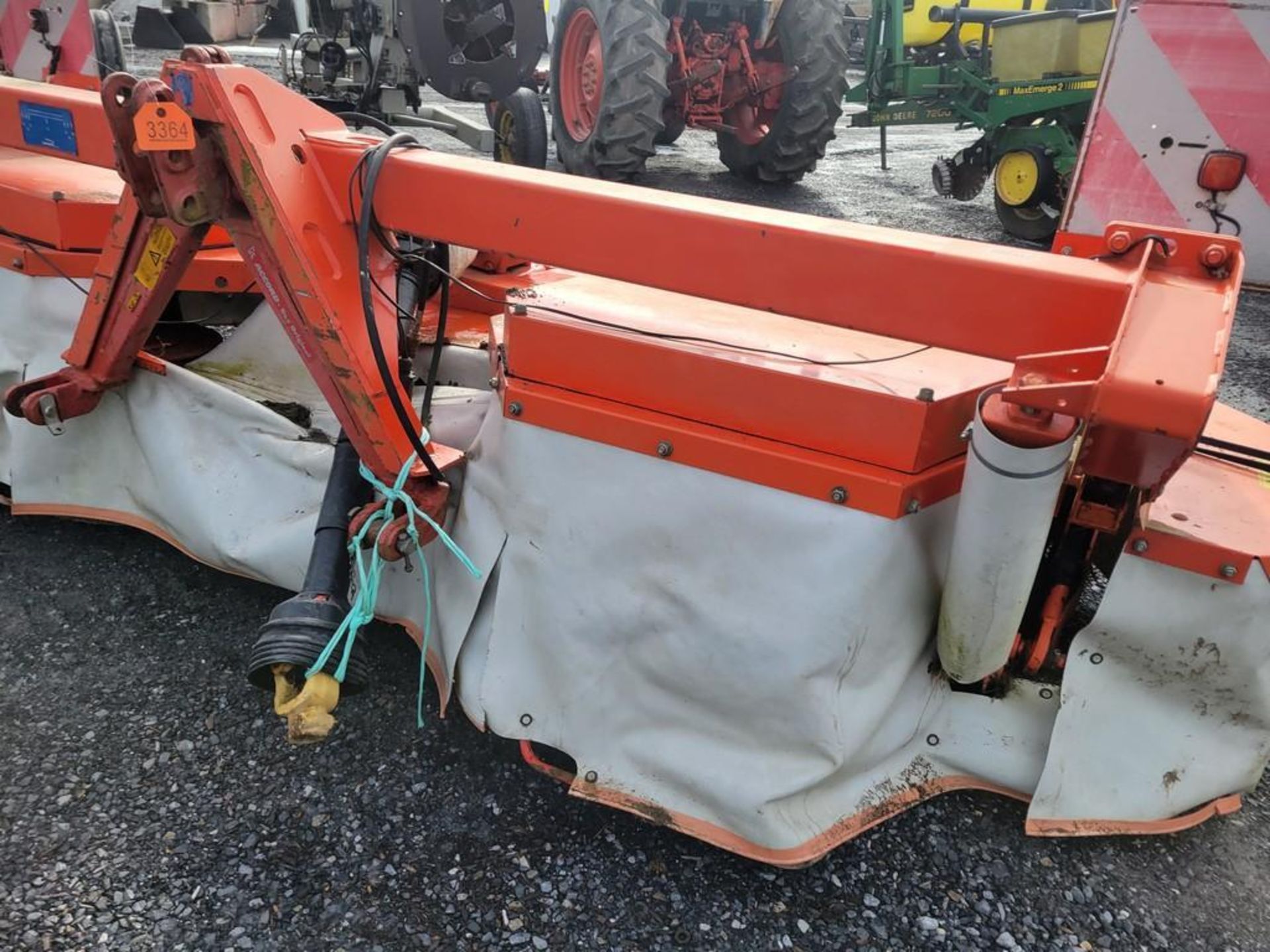 Kuhn GMD802F Disc Mower - Image 15 of 26