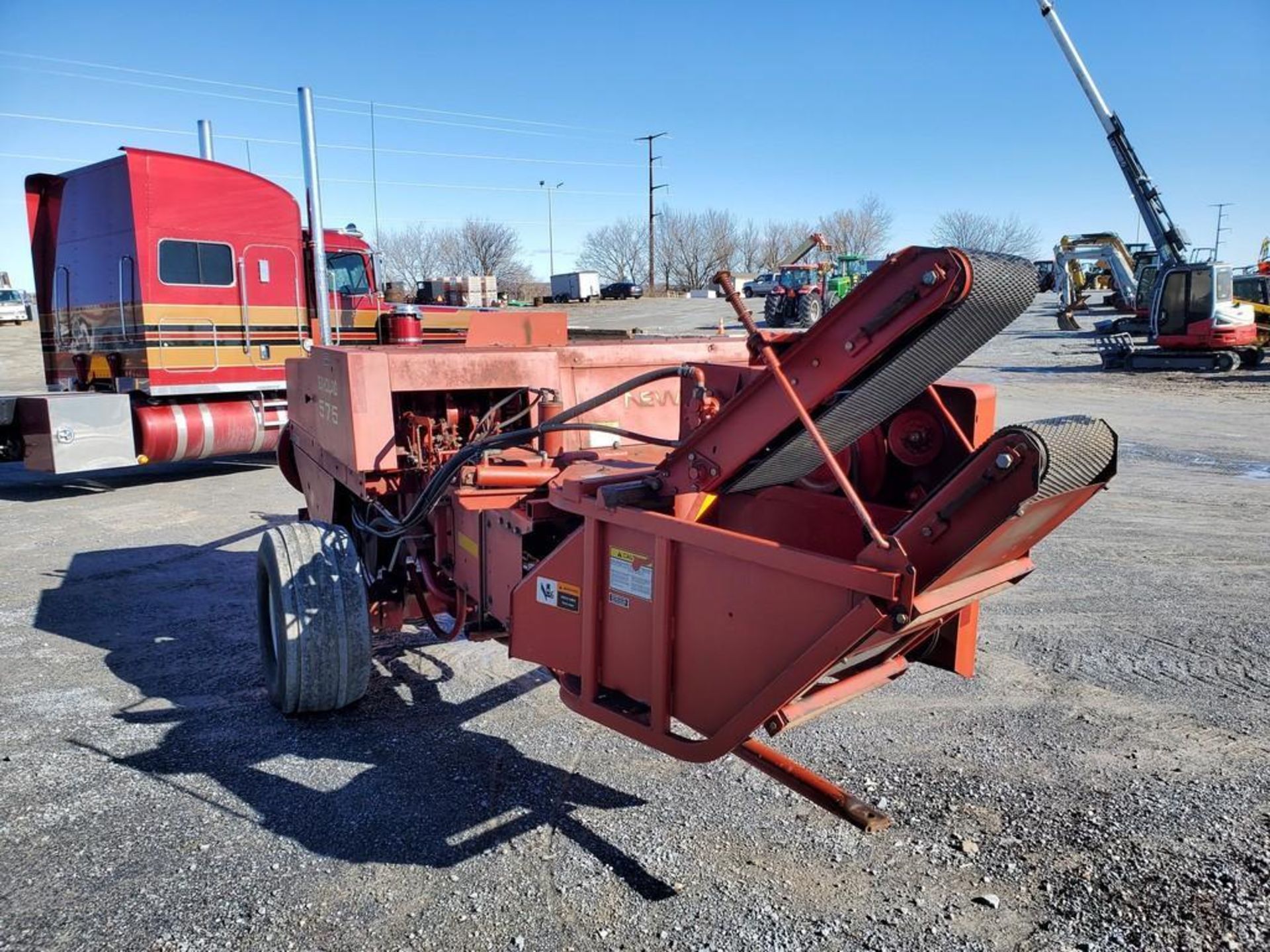 New Holland 575 Small Square Baler - Image 5 of 26