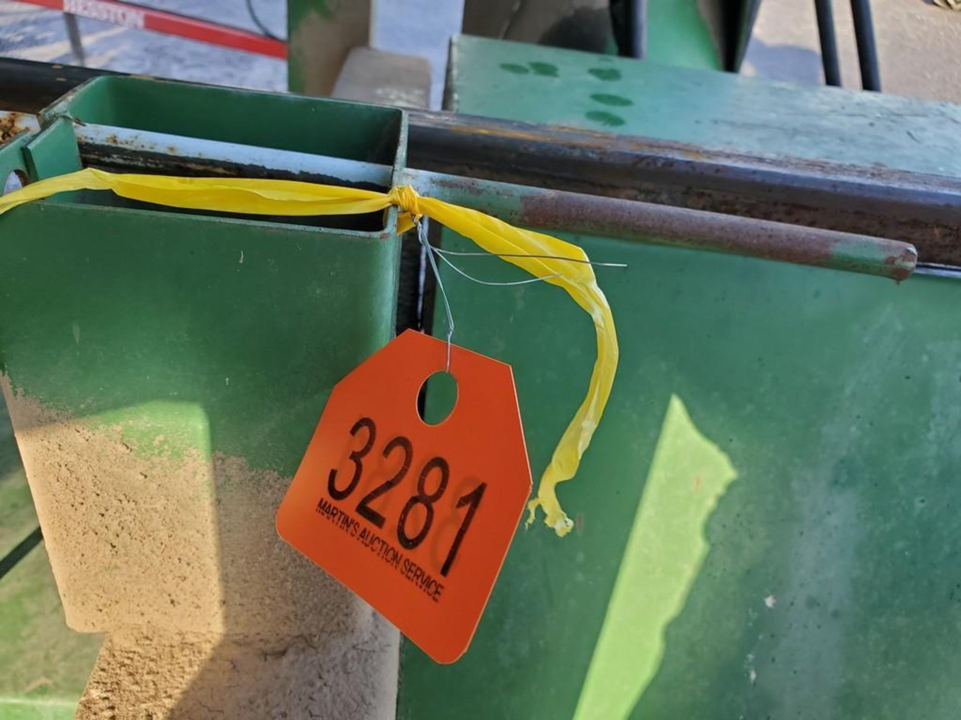 John Deere 400 Grain Cart - Image 19 of 19