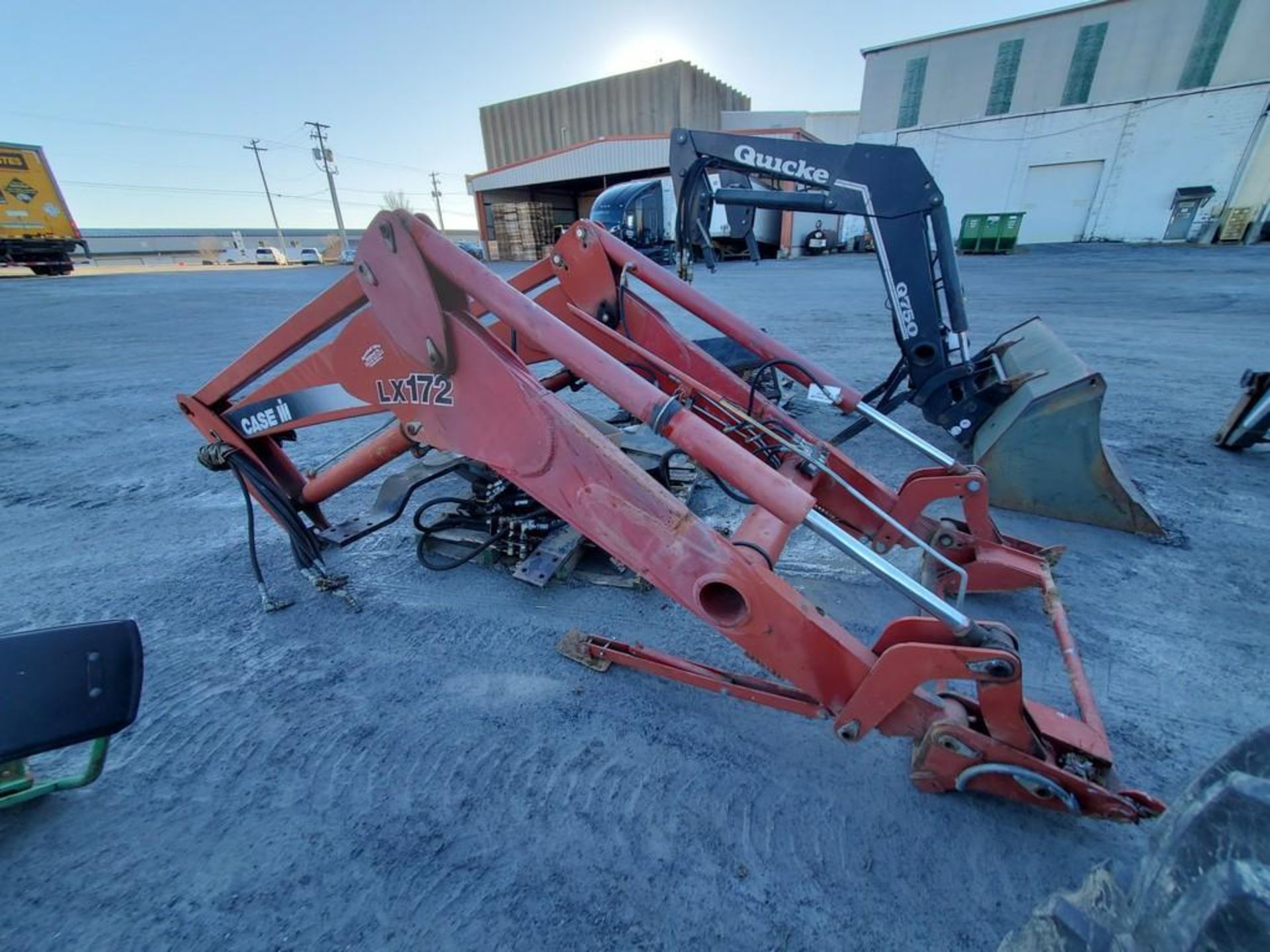 2002 Case IH LX172 Loader - Image 3 of 18