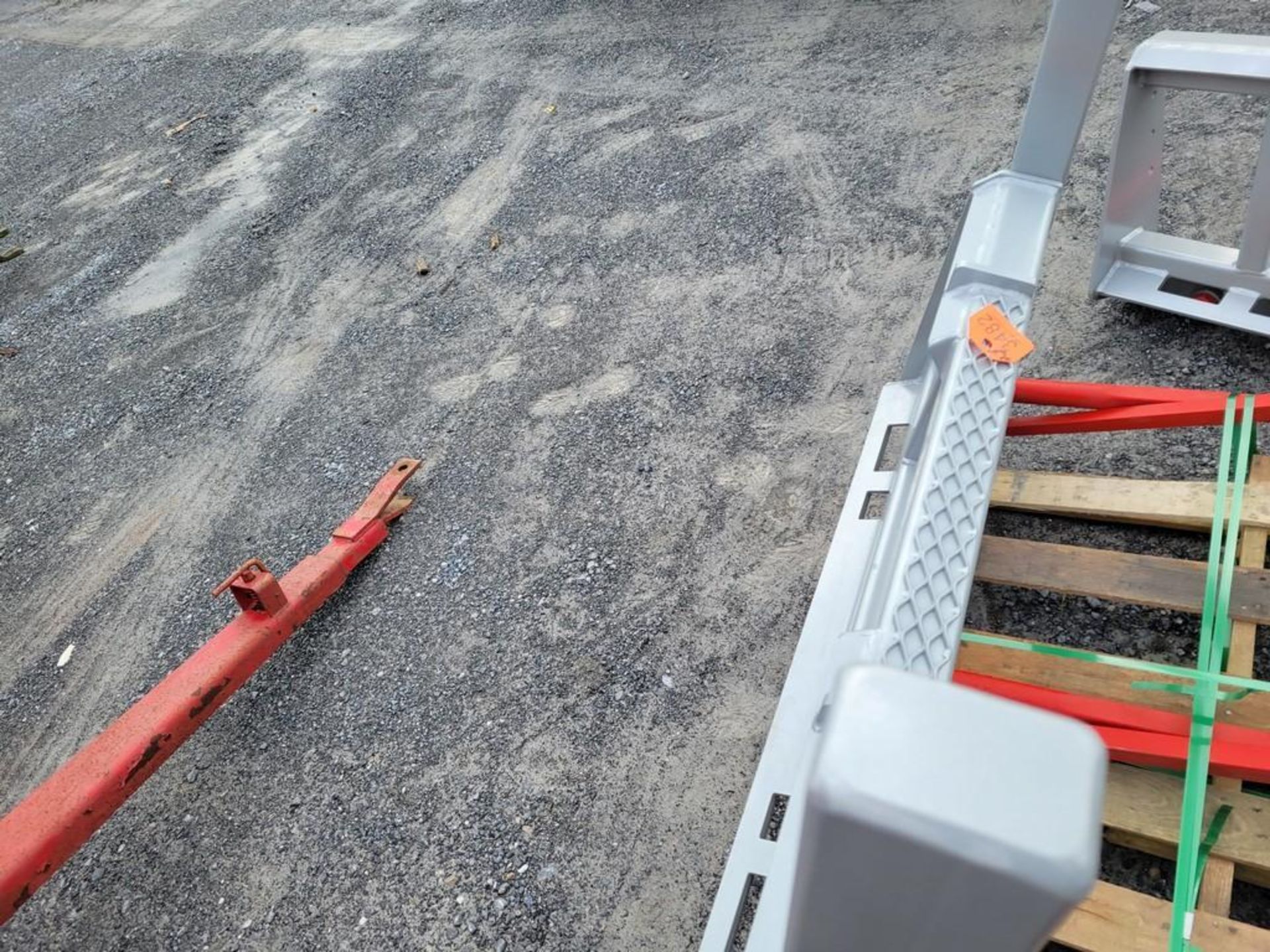 EZ Bale Handler 352S Bale Spear 'NEW' - Image 3 of 10
