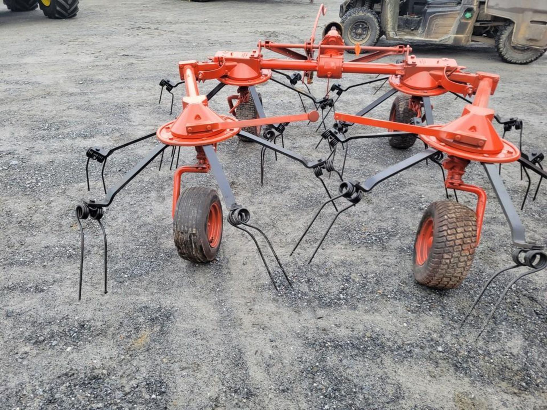 Kuhn Tedder - Image 8 of 18