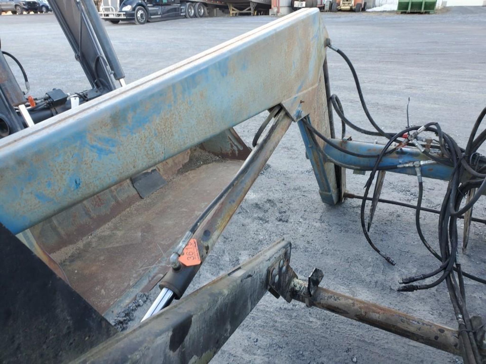 Bush Hog 3226QT Loader - Image 15 of 23
