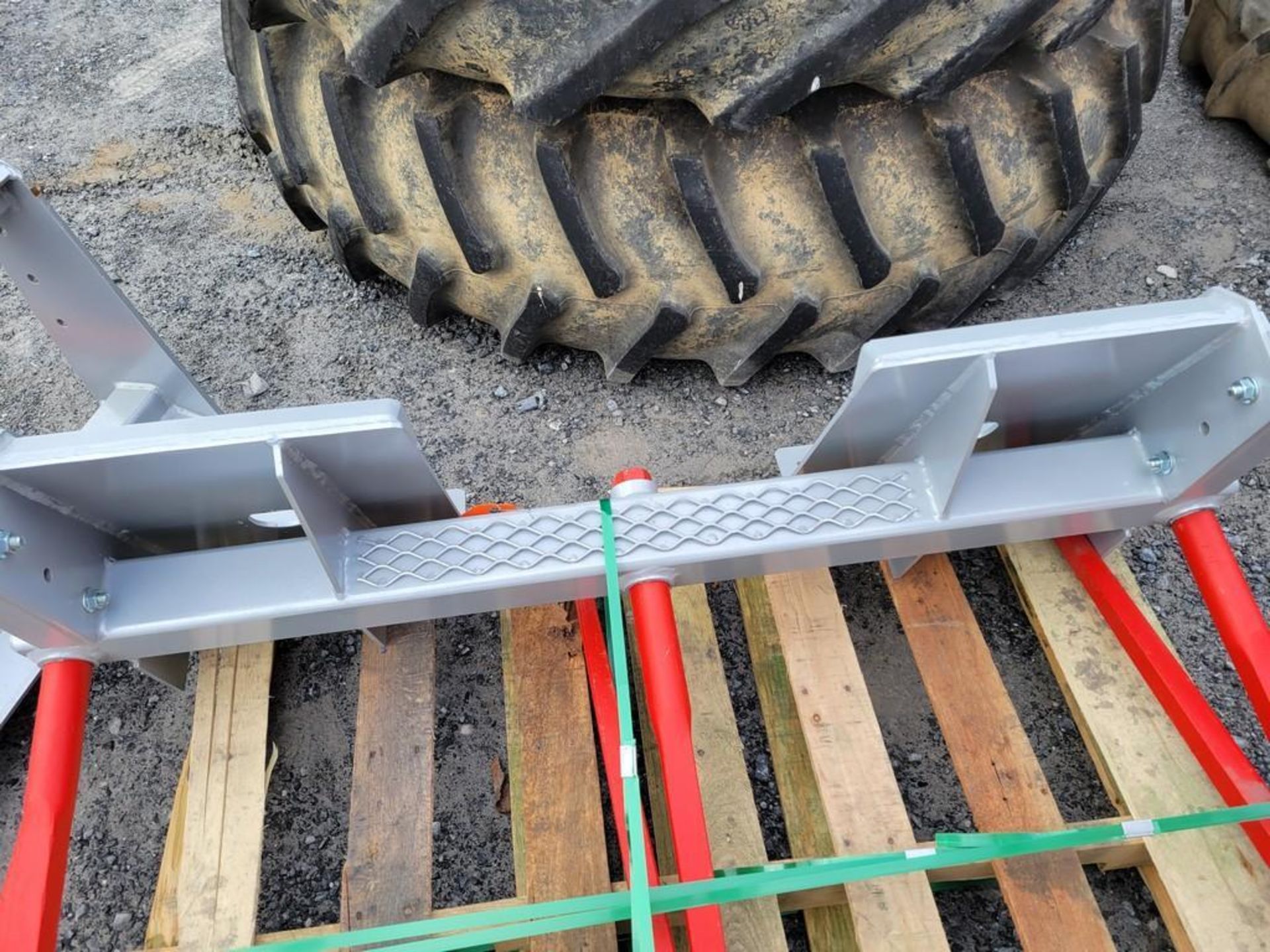 EZ Bale Handler 352R Bale Spear 'NEW' - Image 2 of 9