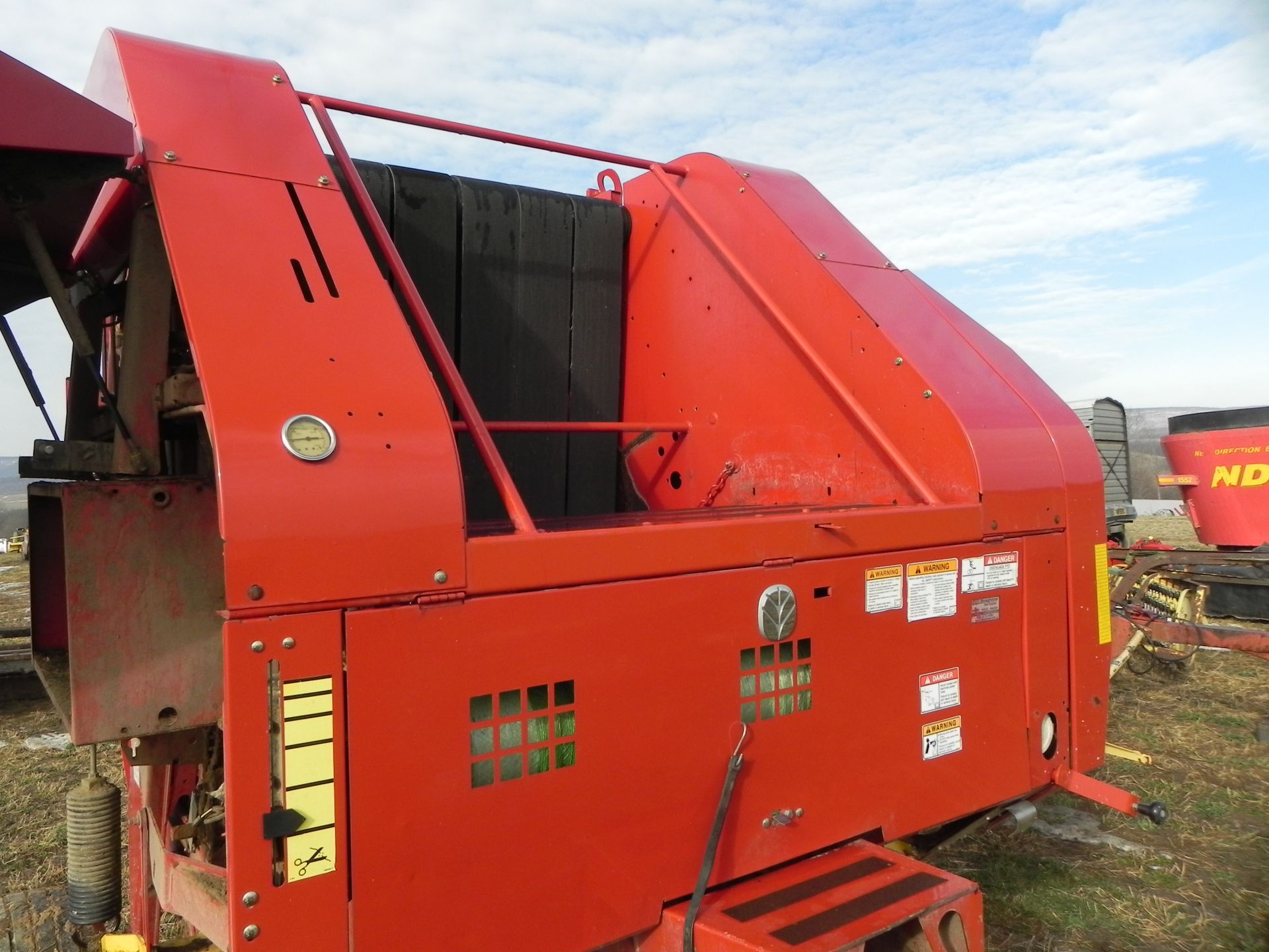 2013 New Holland BR7070 Round Baler - Image 15 of 16