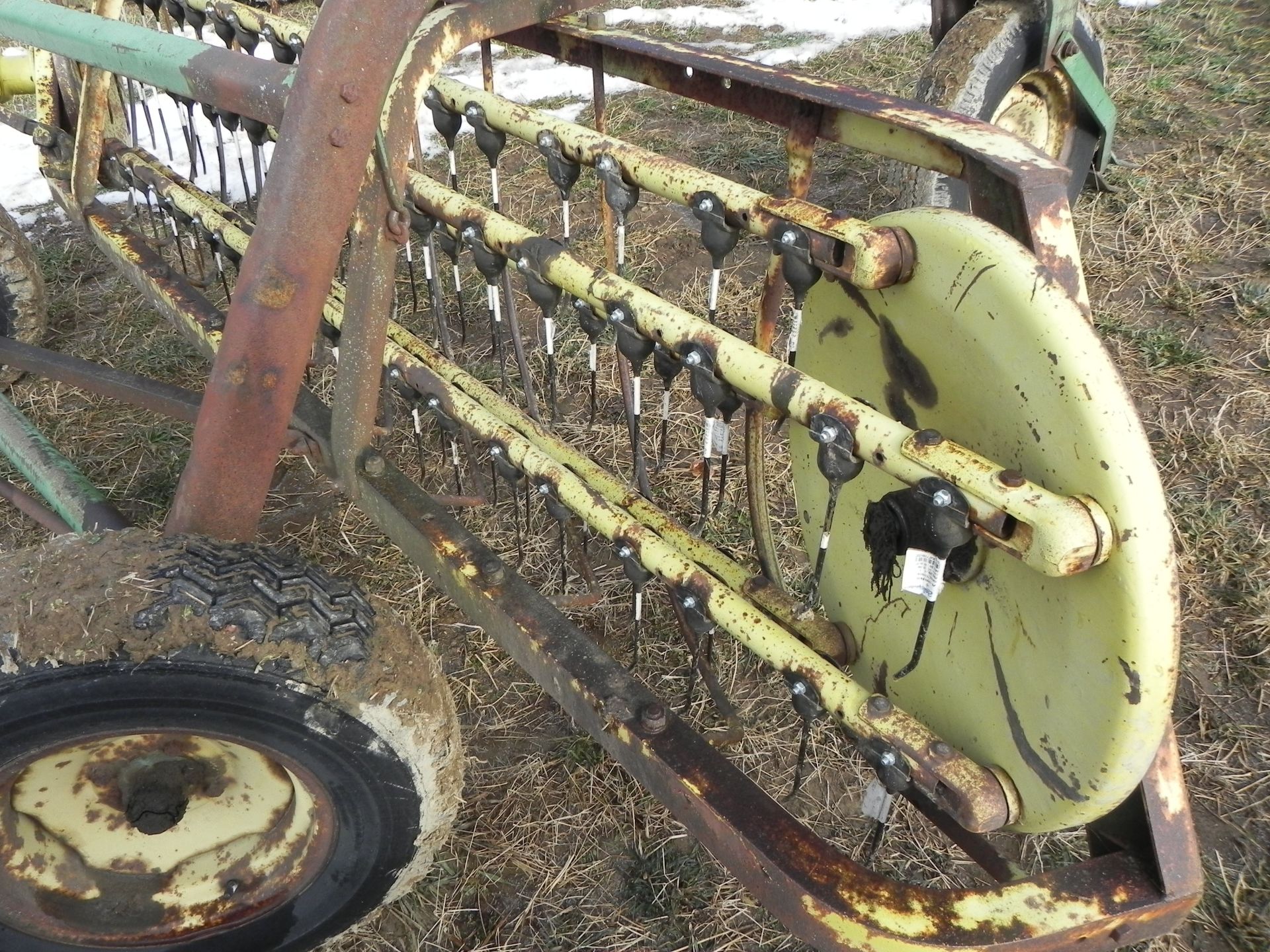 John Deere Hayrake - Image 8 of 9
