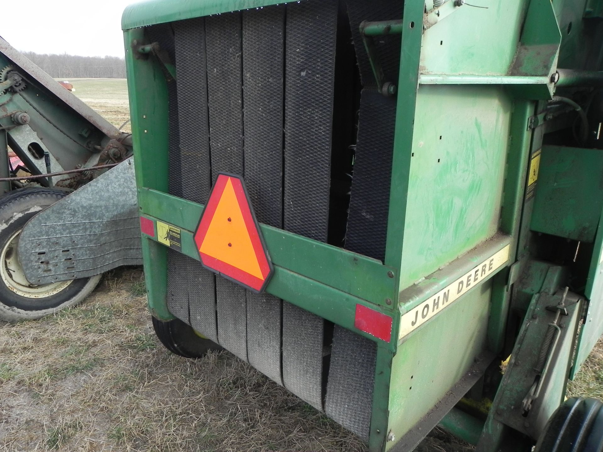 John Deere 330 Round Baler - Image 6 of 16