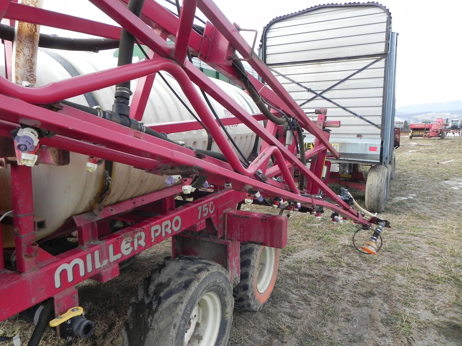 Miller Pro 750 Field Sprayer - Image 3 of 18