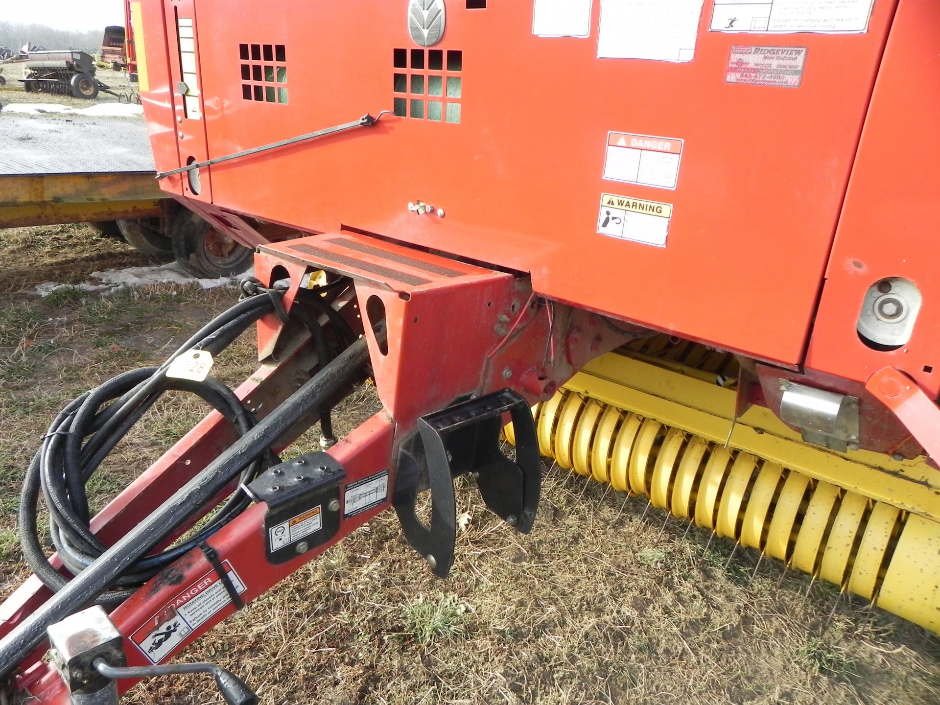 2013 New Holland BR7070 Round Baler - Image 4 of 16