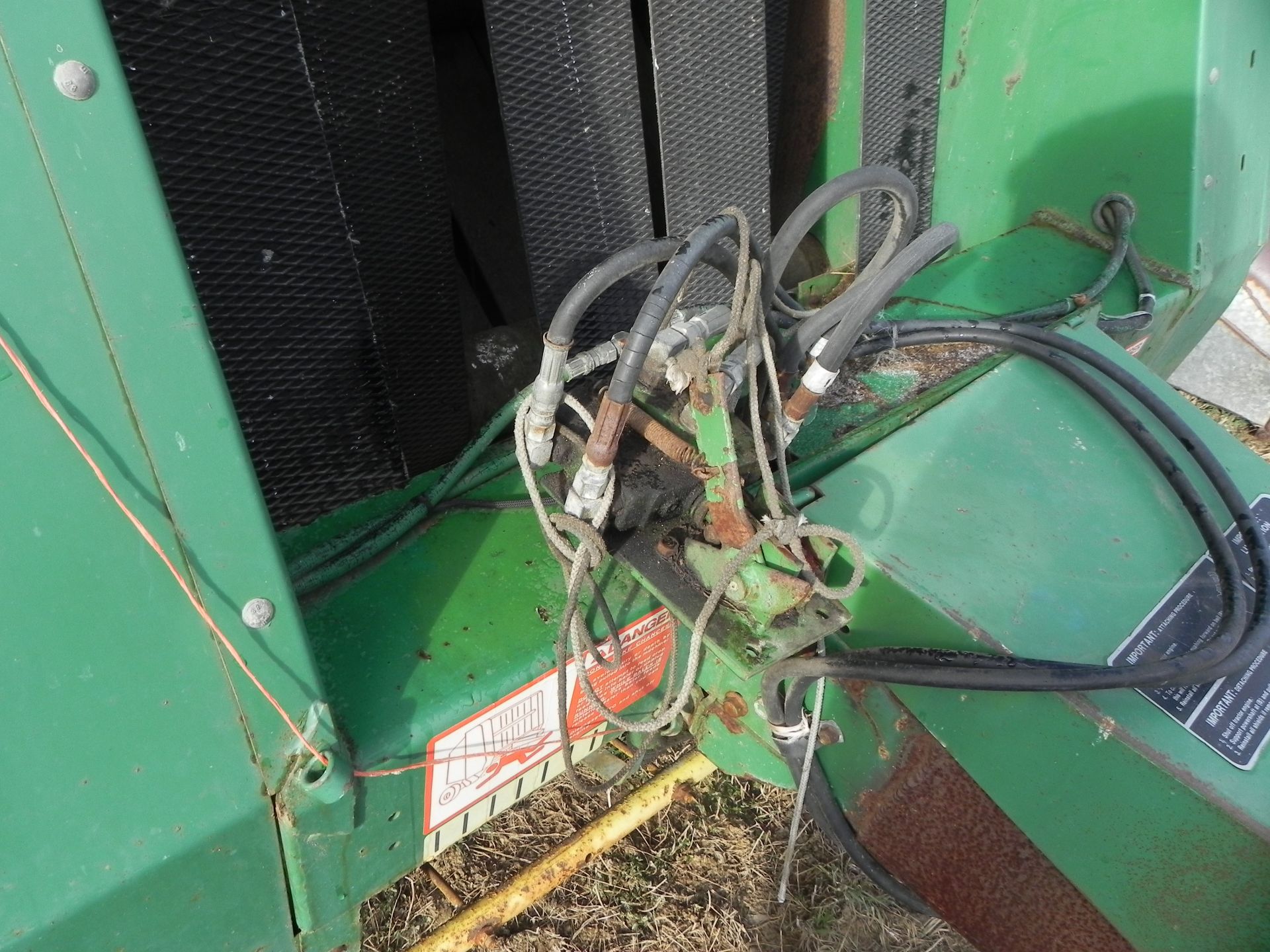 John Deere 330 Round Baler - Image 12 of 16