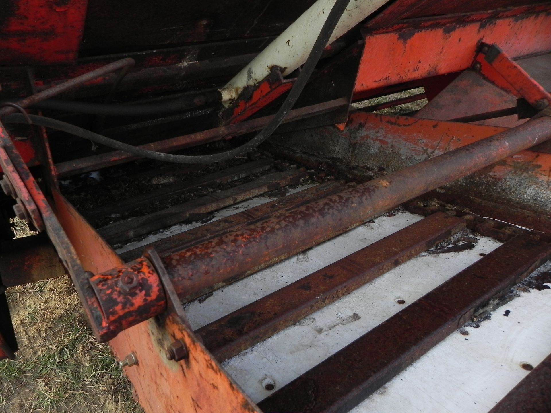 Butler Oswalt TMR Trailer - Image 4 of 15