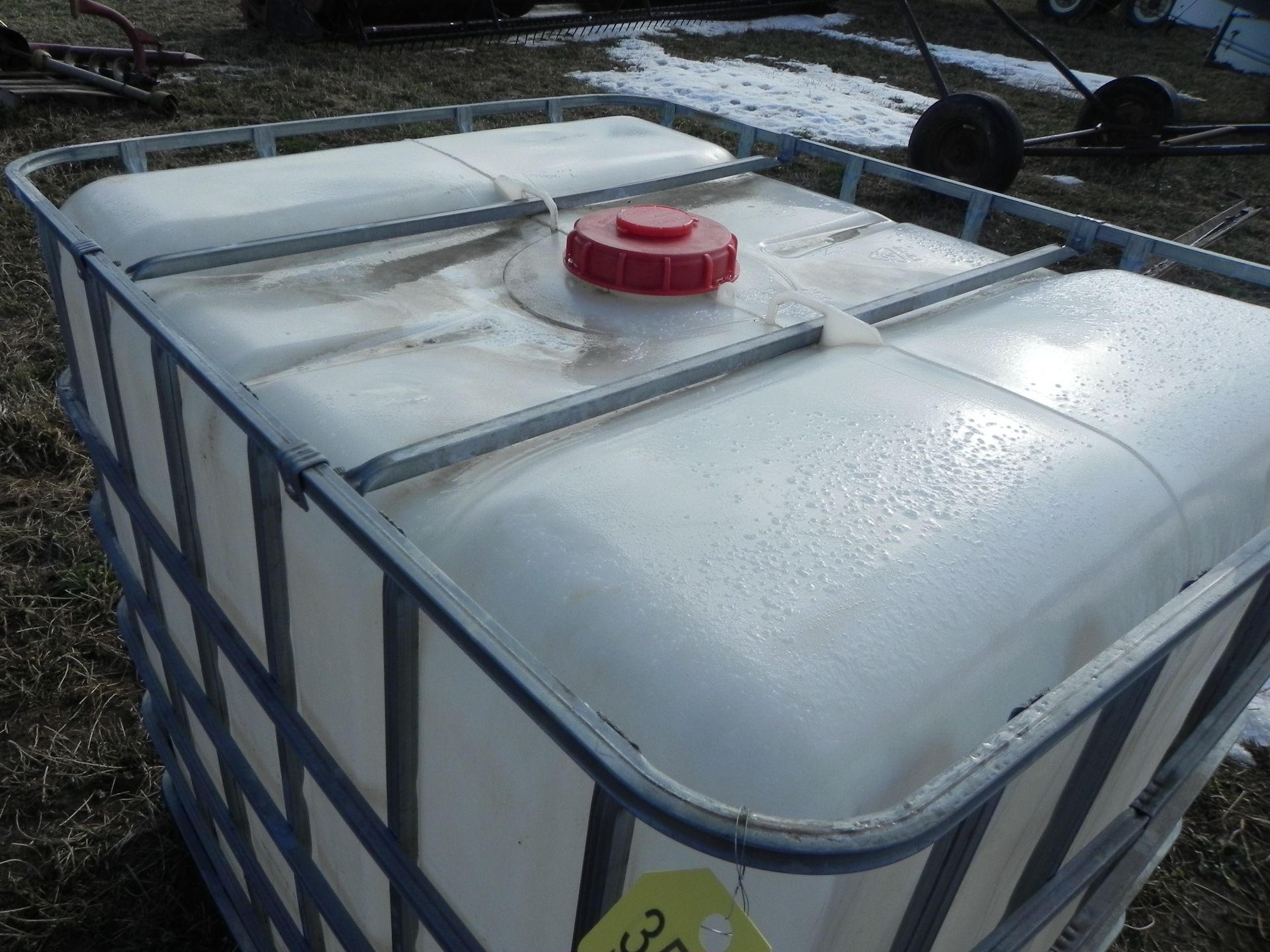 250 Gal Tote - Image 2 of 4