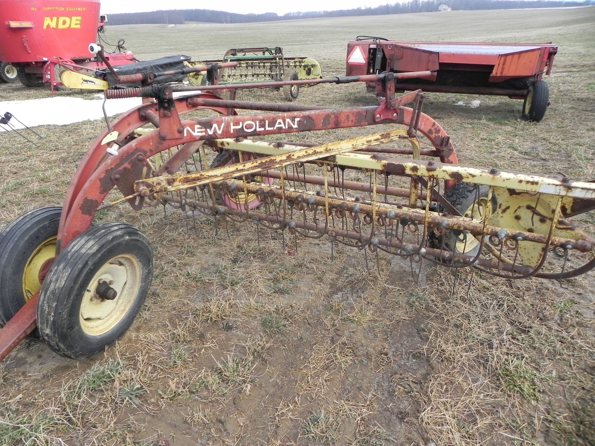 New Holland 256 Hayrake - Image 2 of 11