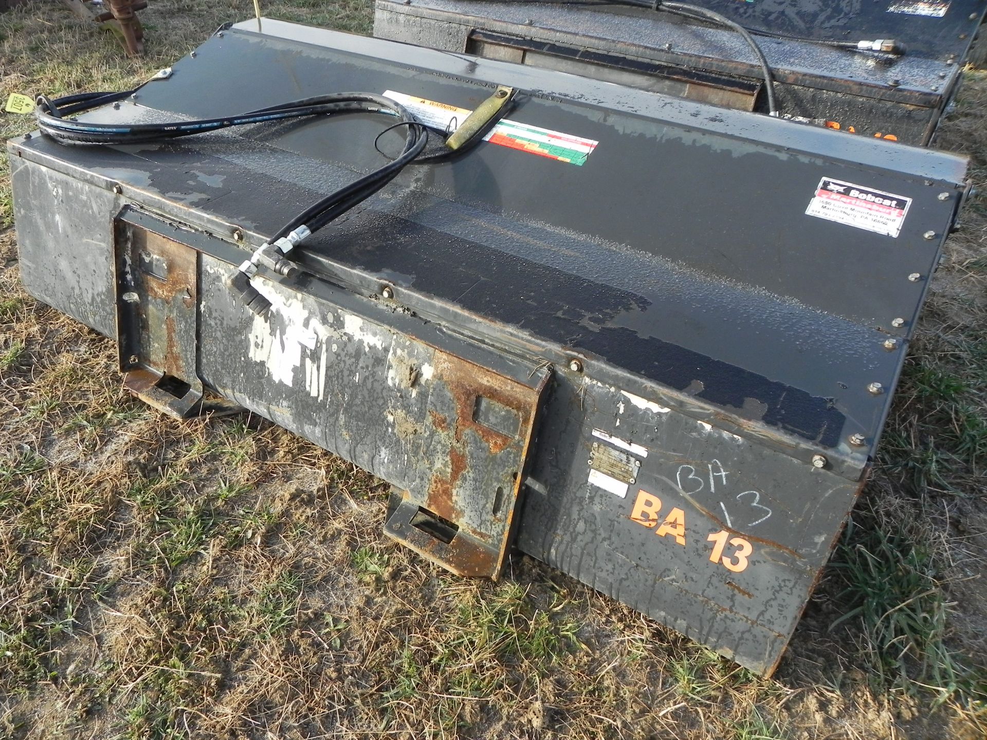 2020 Bobcat 84 Sweeper Bucket Broom - Image 6 of 9
