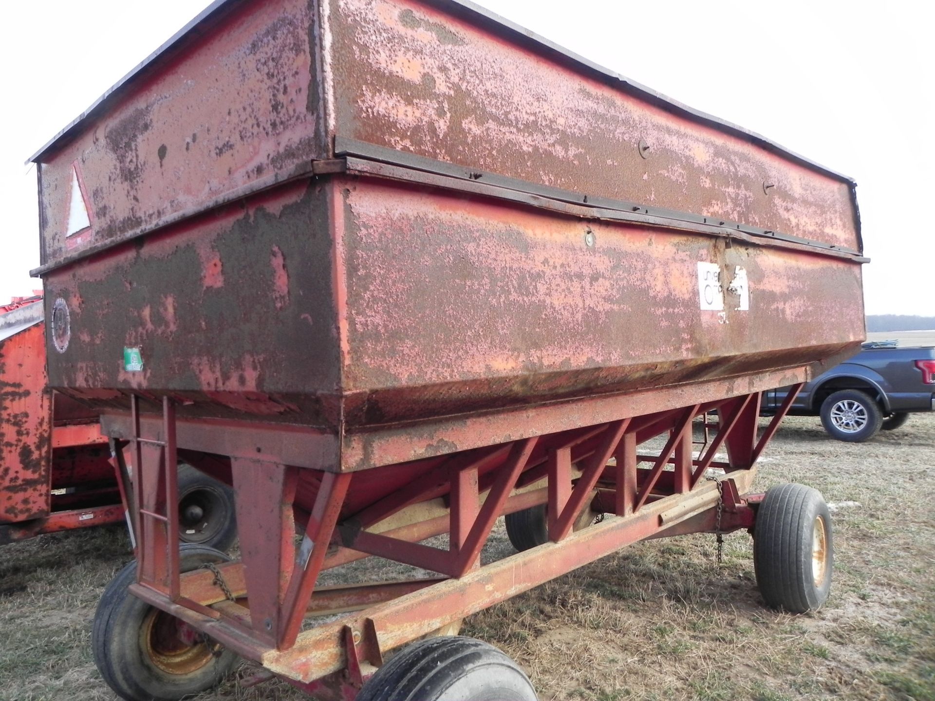 McCurdy 375 Bin Wagon - Image 4 of 14