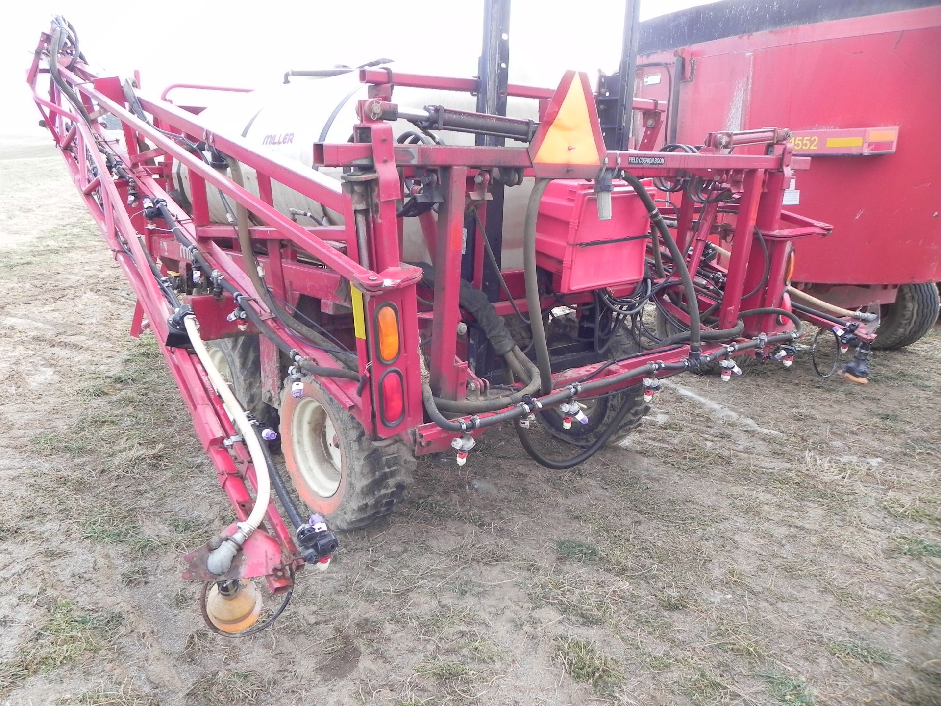 Miller Pro 750 Field Sprayer - Image 6 of 18
