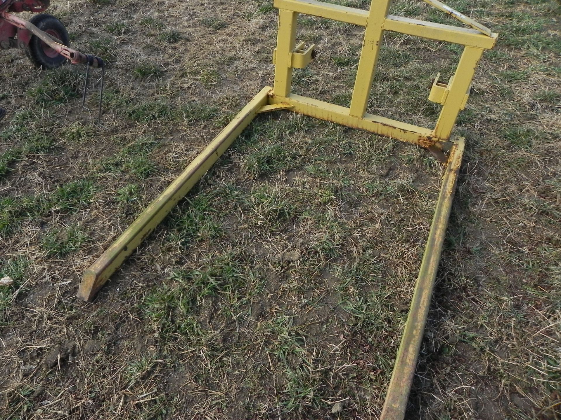 Bale Carrier - Image 3 of 7