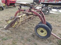 New Holland 256 Hayrake