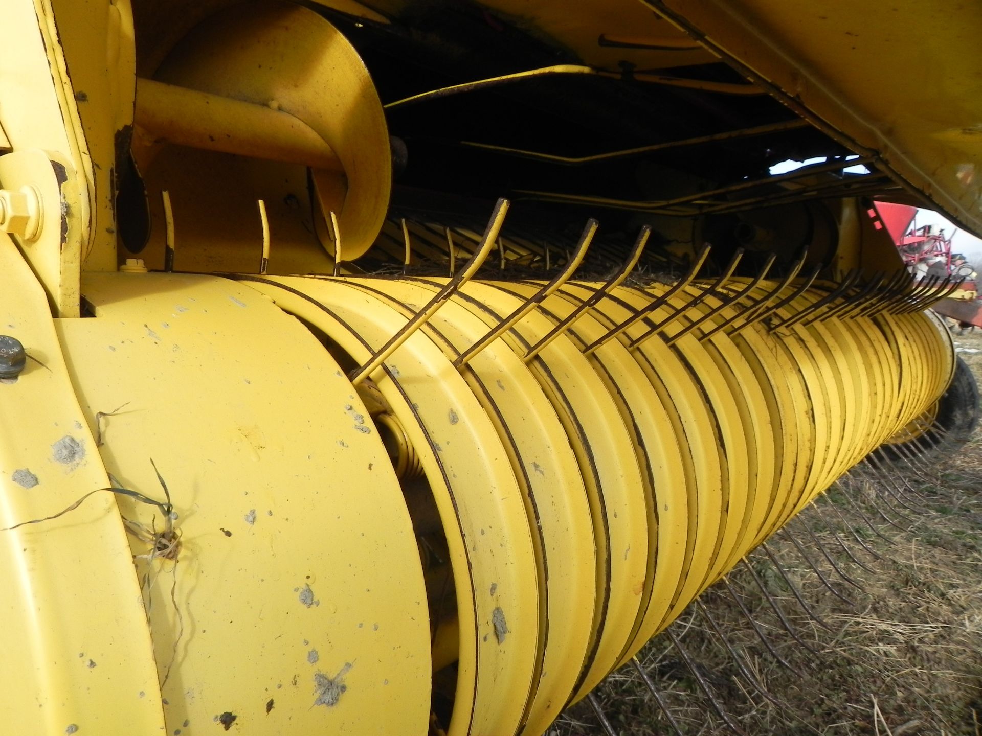 2013 New Holland BR7070 Round Baler - Image 13 of 16